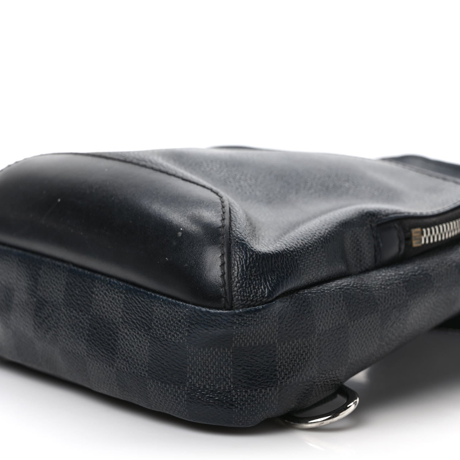 Louis Vuitton Damier Graphite Avenue Sling Bag 8 of 13