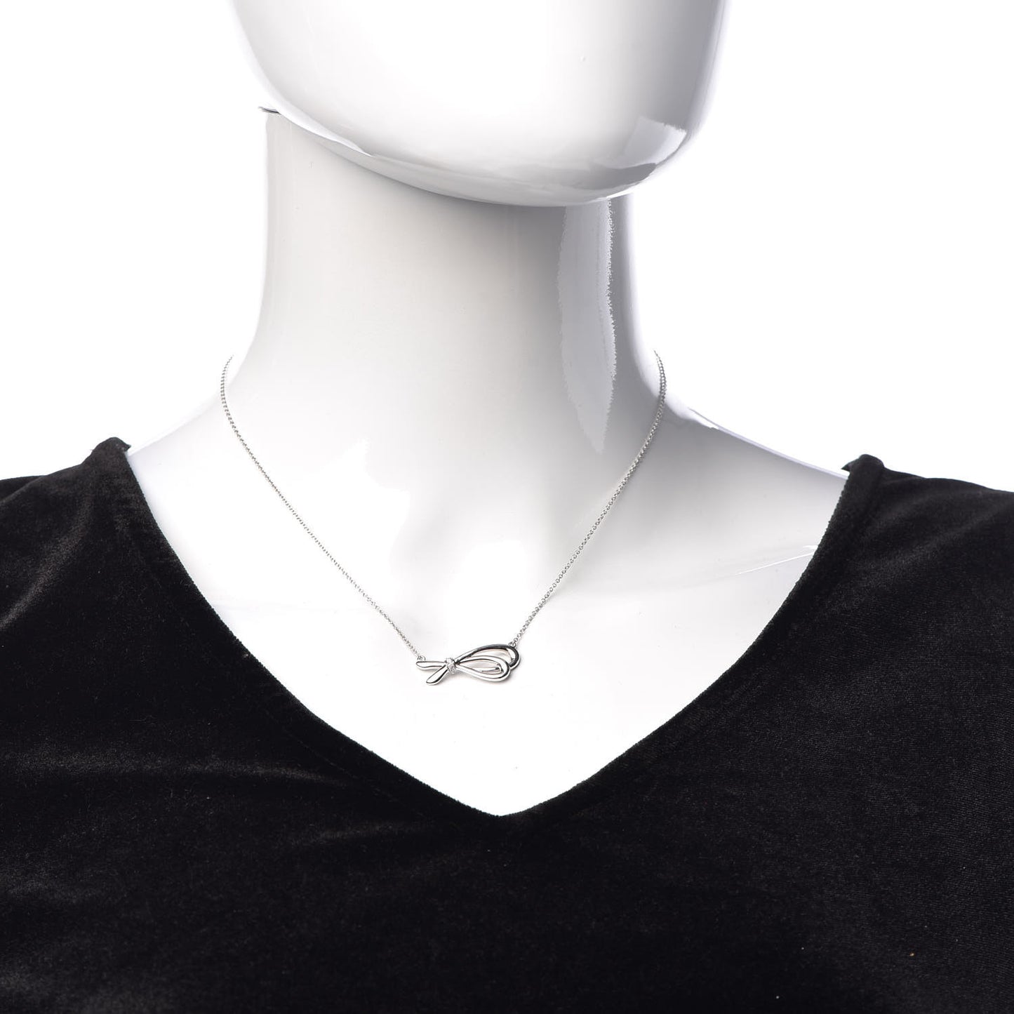 18K White Gold Mini Diamond Bow Pendant Necklace
