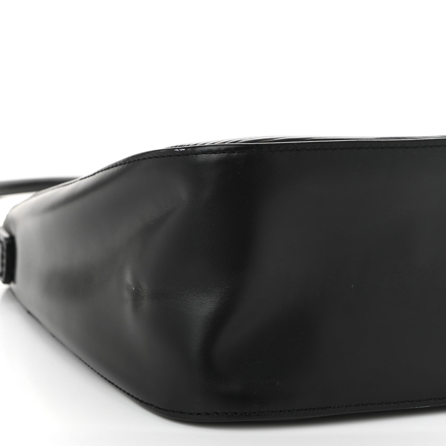 Louis Vuitton Epi Looping MM Black 8 of 11