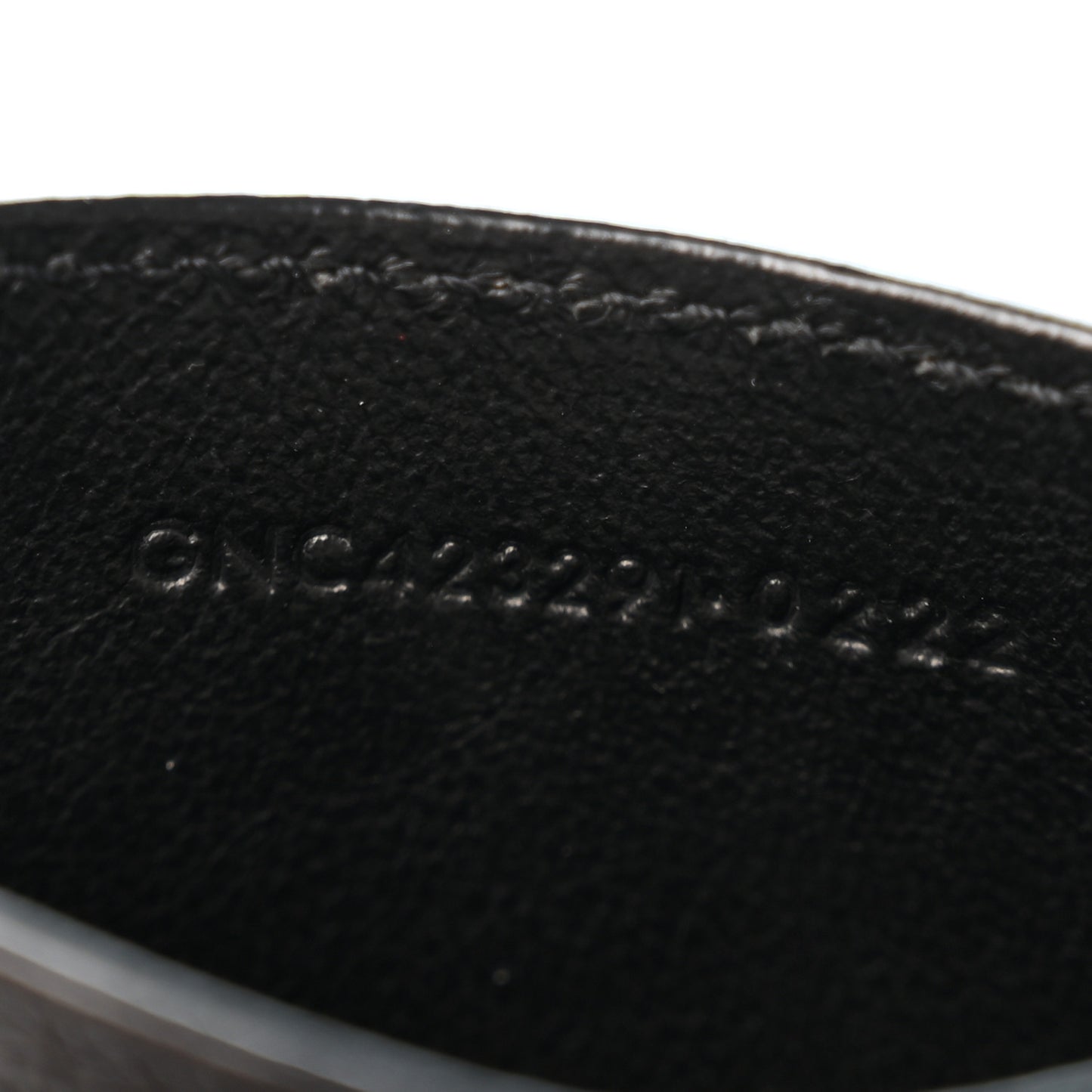 Grain De Poudre Matelasse Chevron Monogram Credit Card Case Black