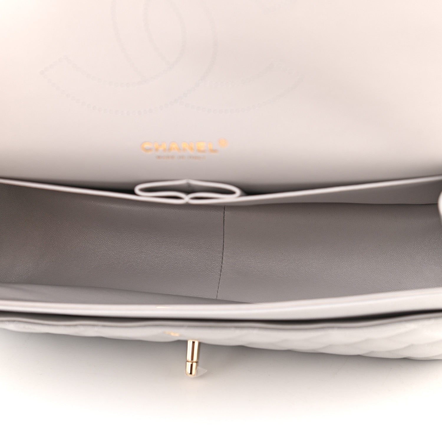 Chanel Caviar Quilted Jumbo Double Flap Grey 4 of 10