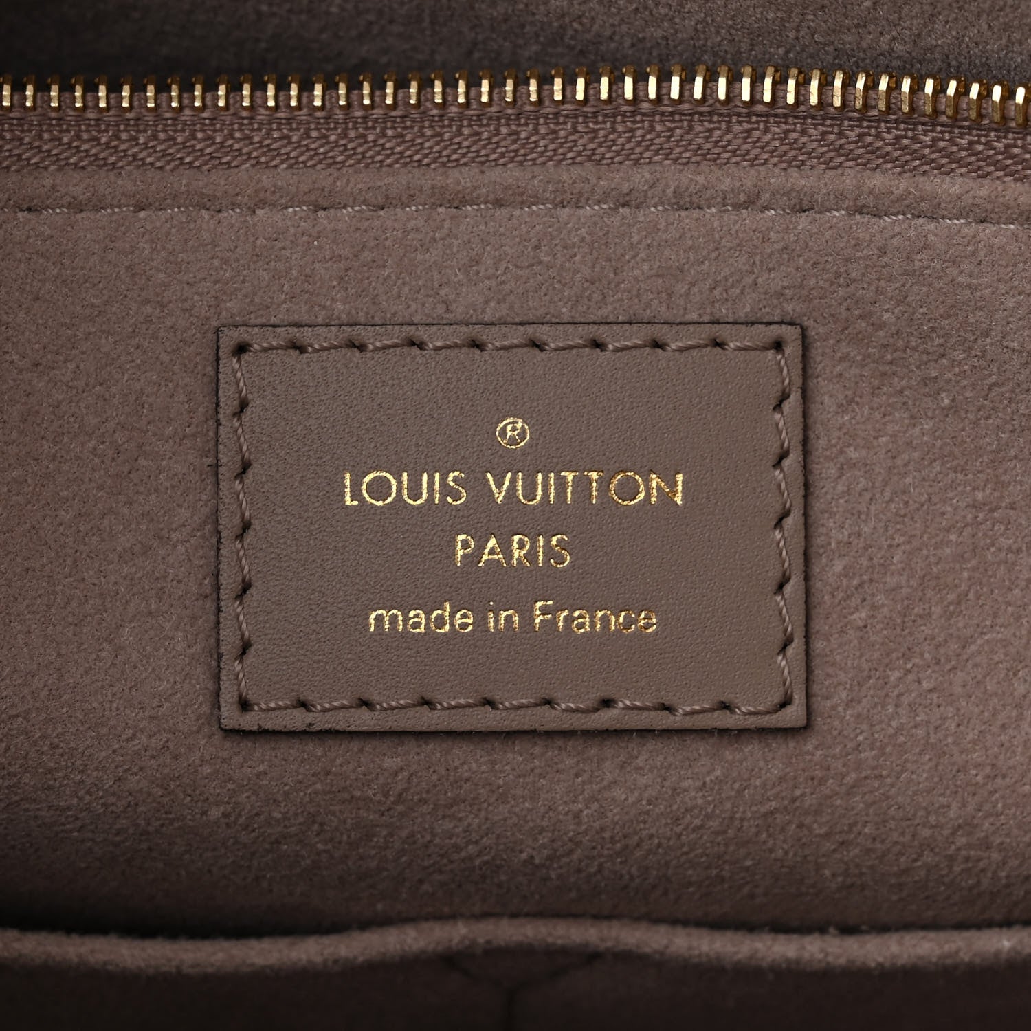 Louis Vuitton Empreinte Monogram Giant Onthego MM Tourterelle 6 of 10