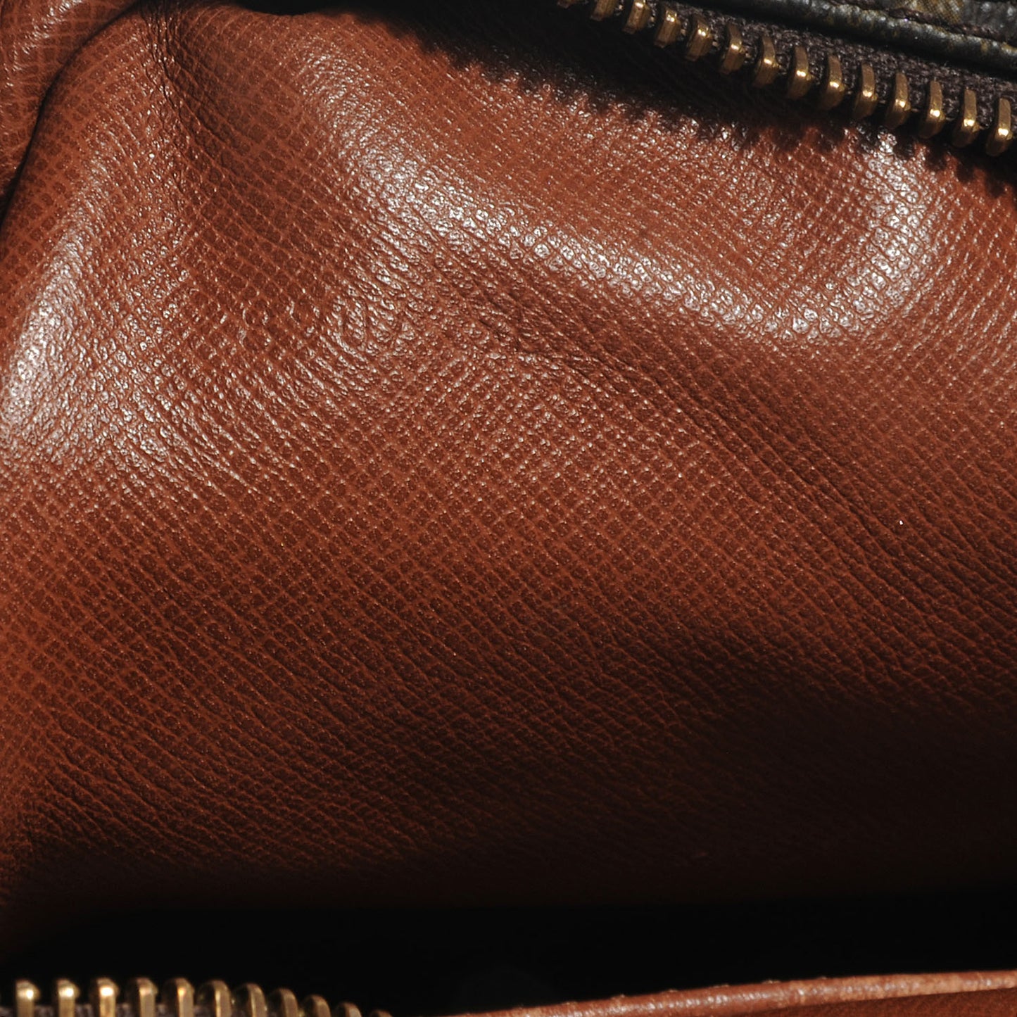 Monogram Danube 28