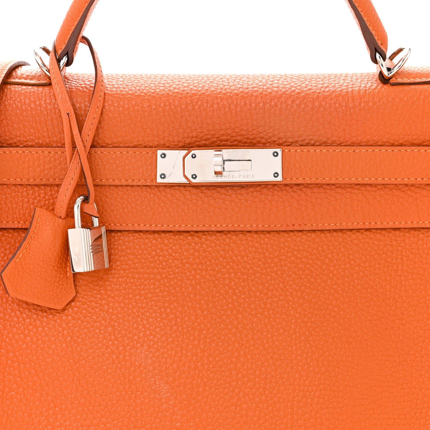 Togo Kelly Retourne 32 Orange