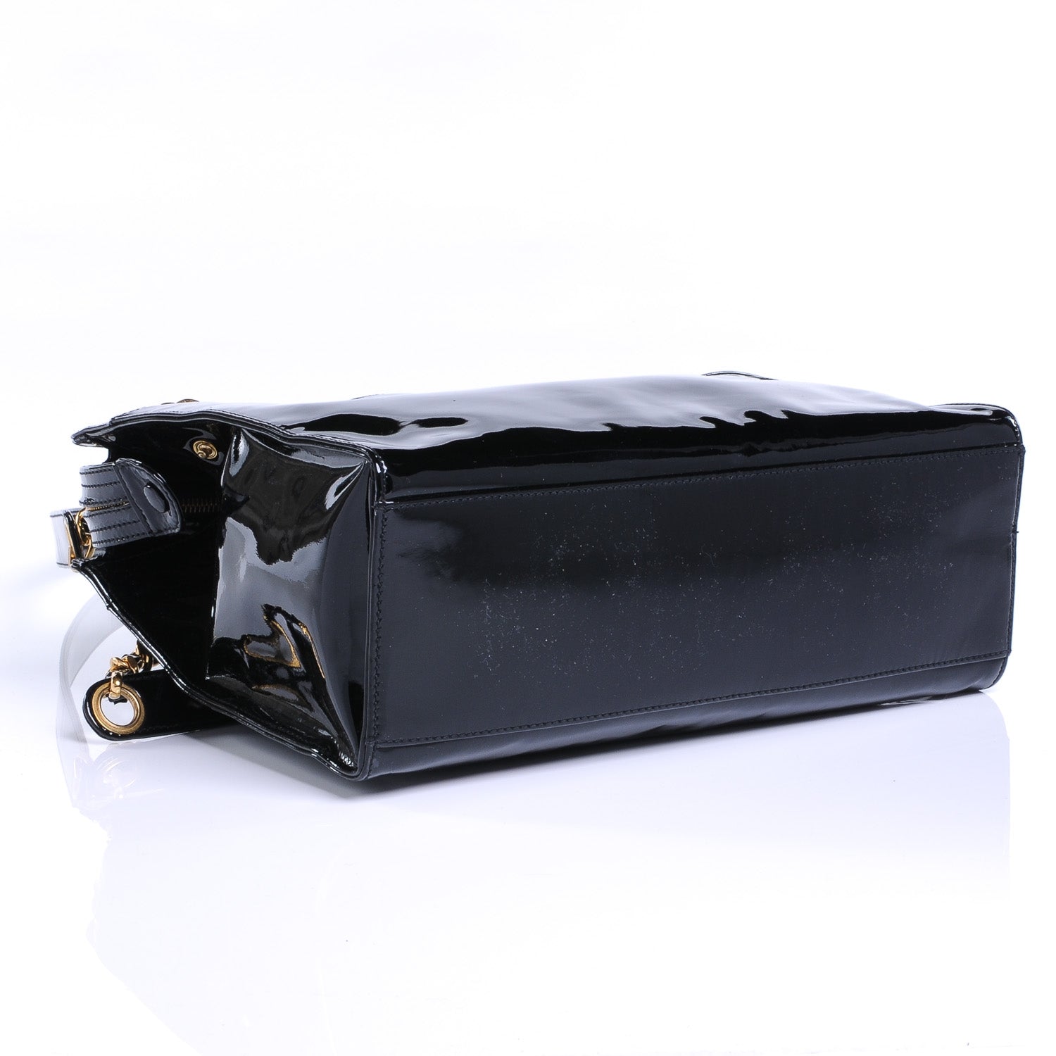 Chanel Patent CC Shoulder Bag Black 4 of 8