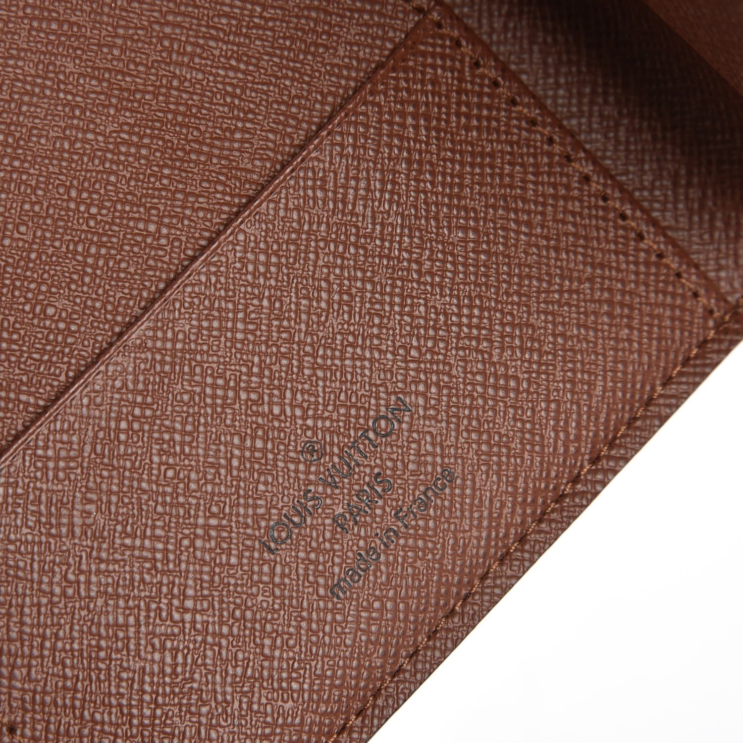 Louis Vuitton Monogram Passport Cover 6 of 6