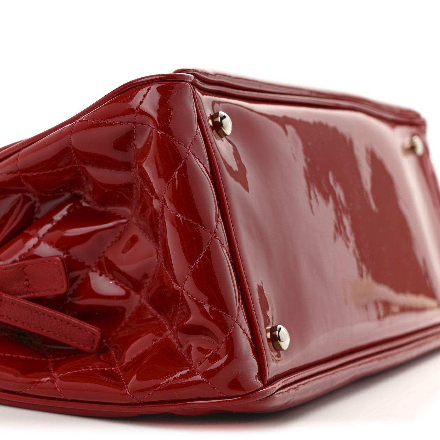 Vinyl Lipstick Ligne Tote Red