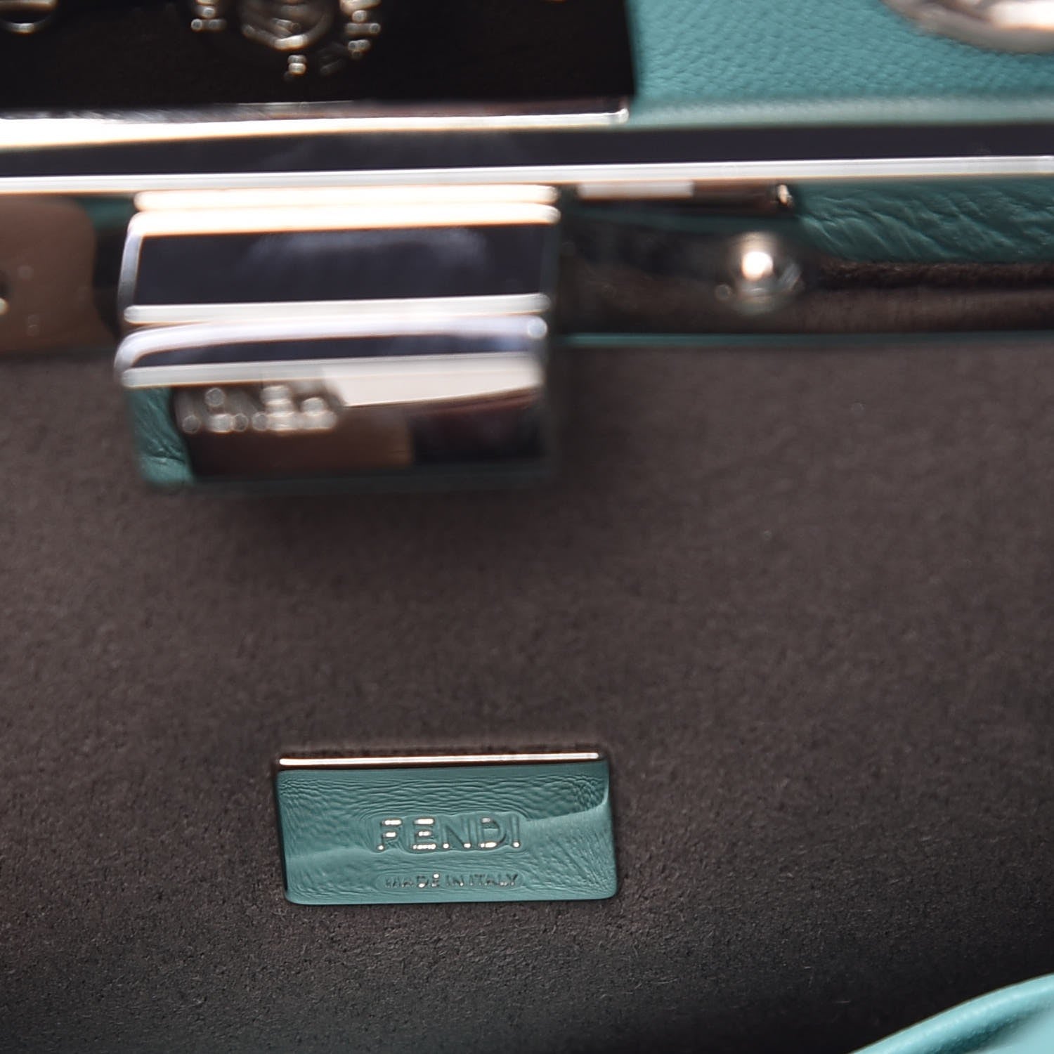 Fendi Shiny Nappa Micro Peekaboo Iconic Satchel Turchese Egiz 7 of 8
