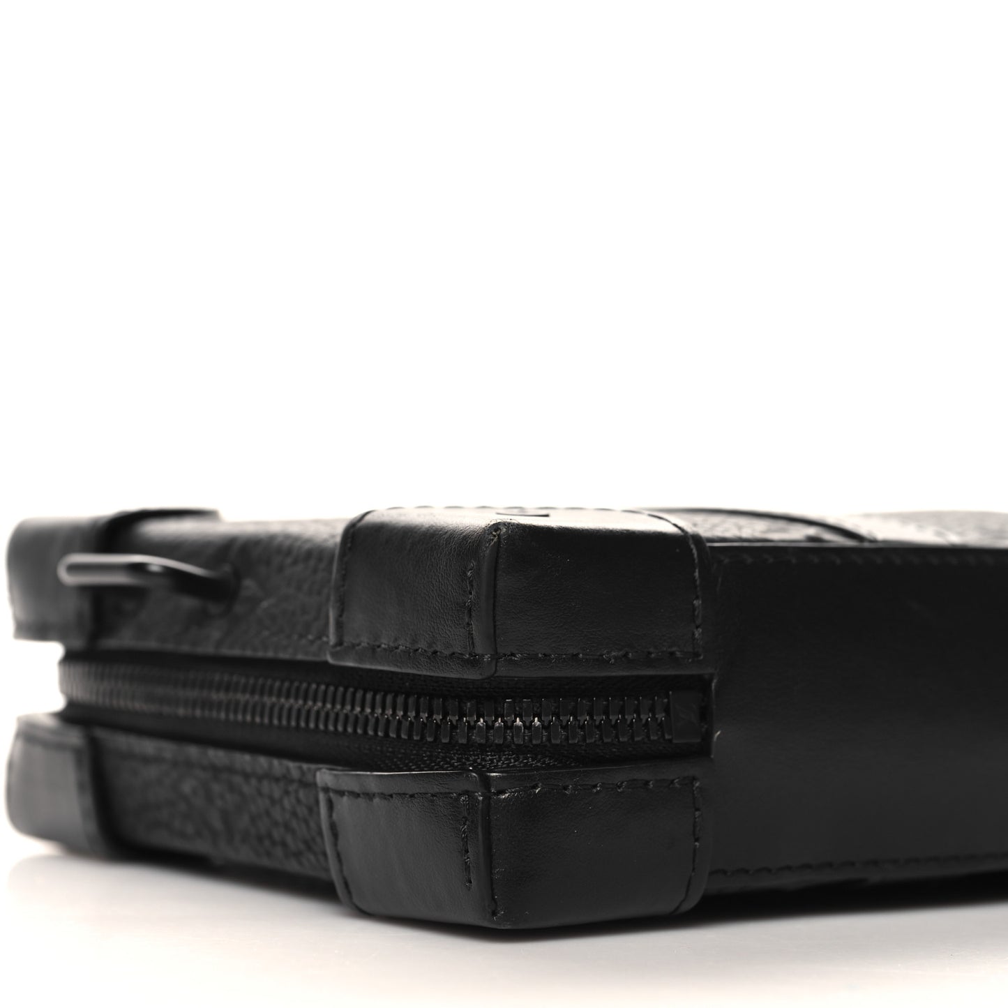 Taurillon Monogram Soft Trunk Wallet Black