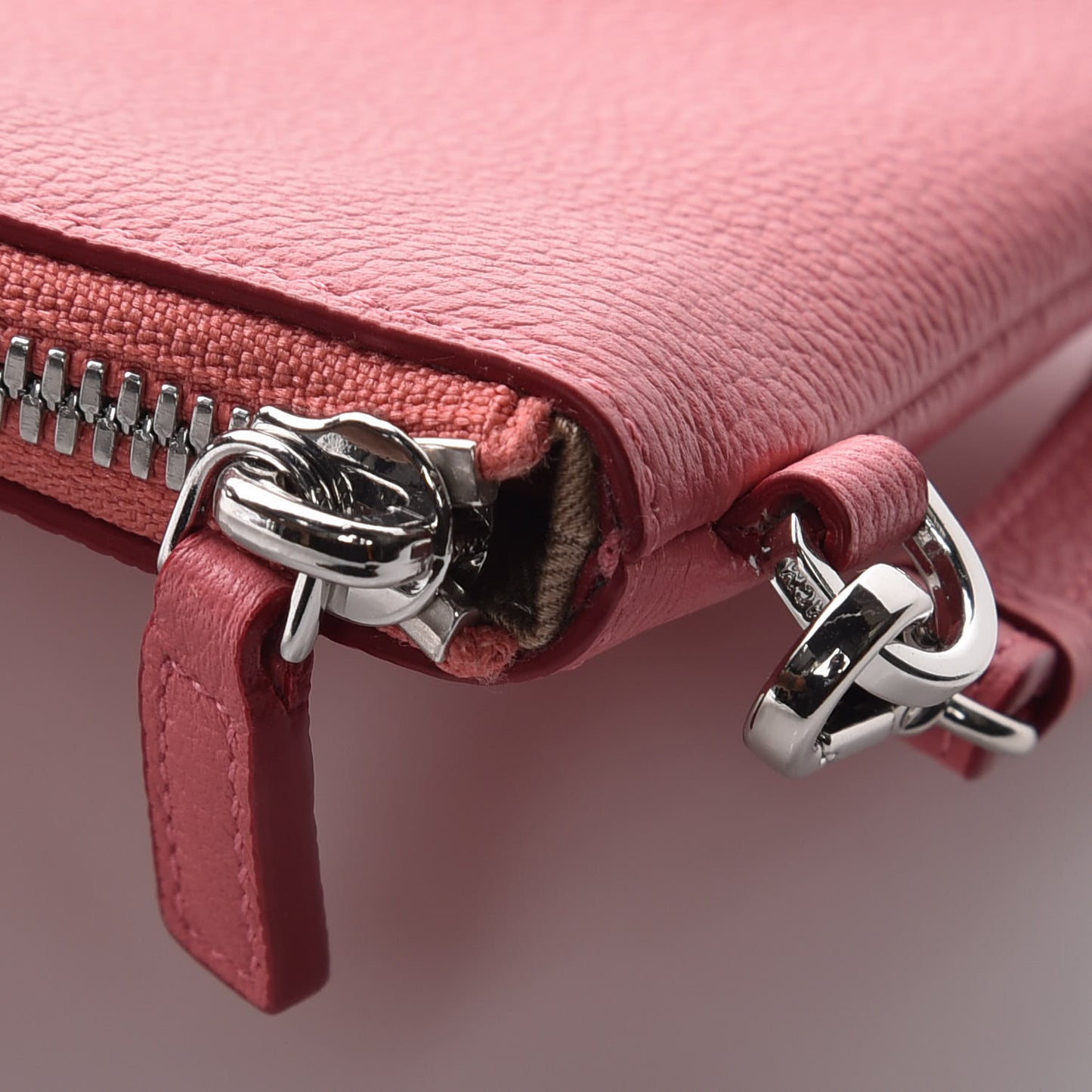 Calfskin Milla Tech Pouch Pink