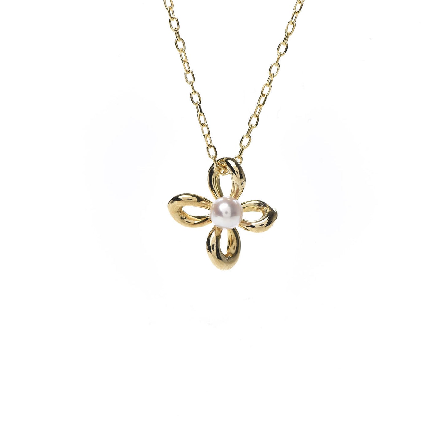 18K Yellow Gold Pearl 4mm Flower Pendant Necklace