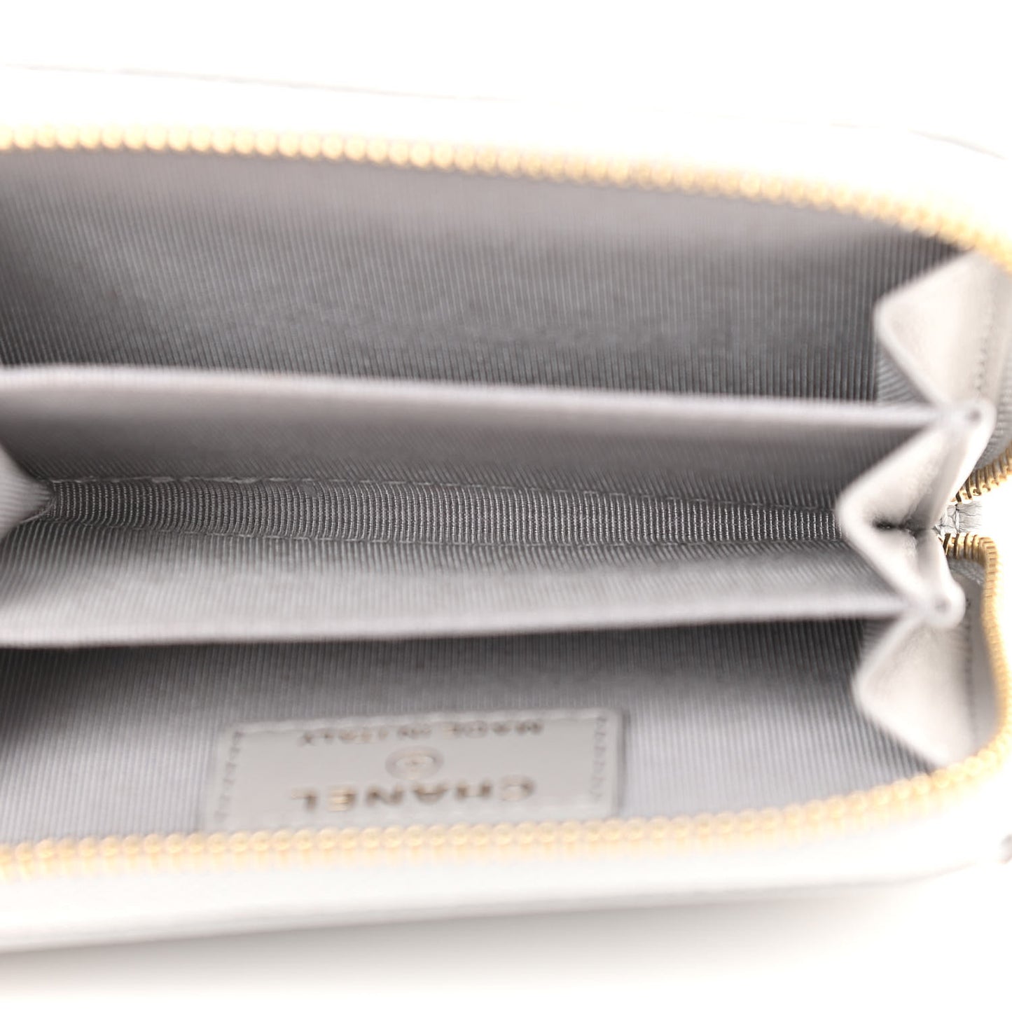 Caviar Quilted Zip Coin Purse Grey