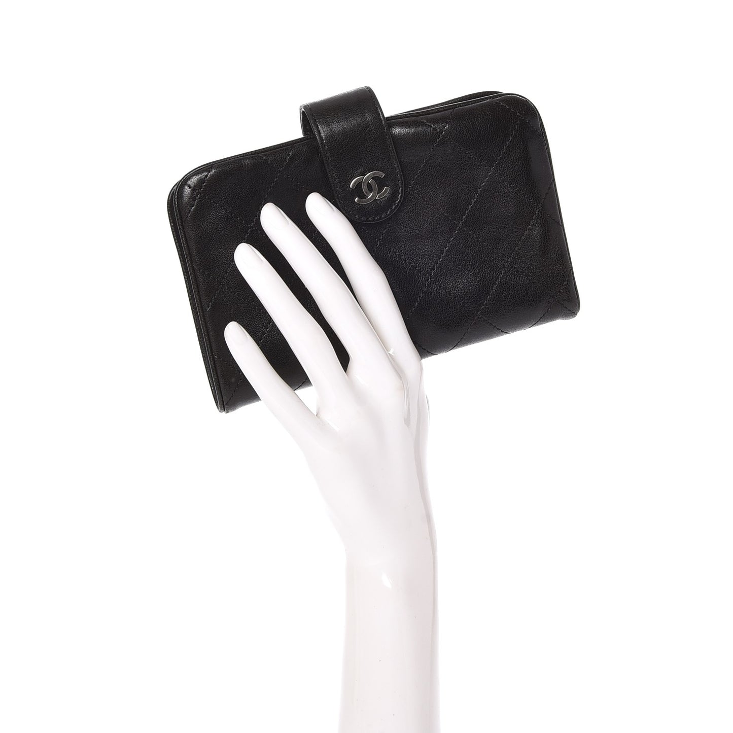 Lambskin Quilted Large Pocket Wallet Black