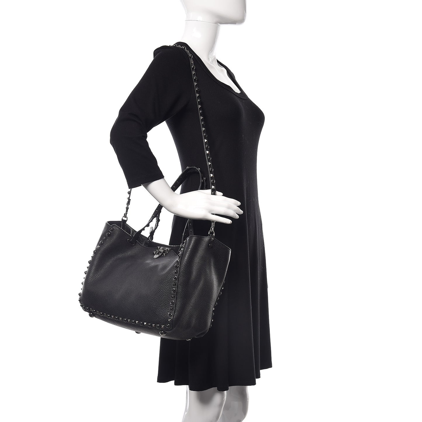 Grained Calfskin Onyx Medium Rockstud Rolling Tote Black