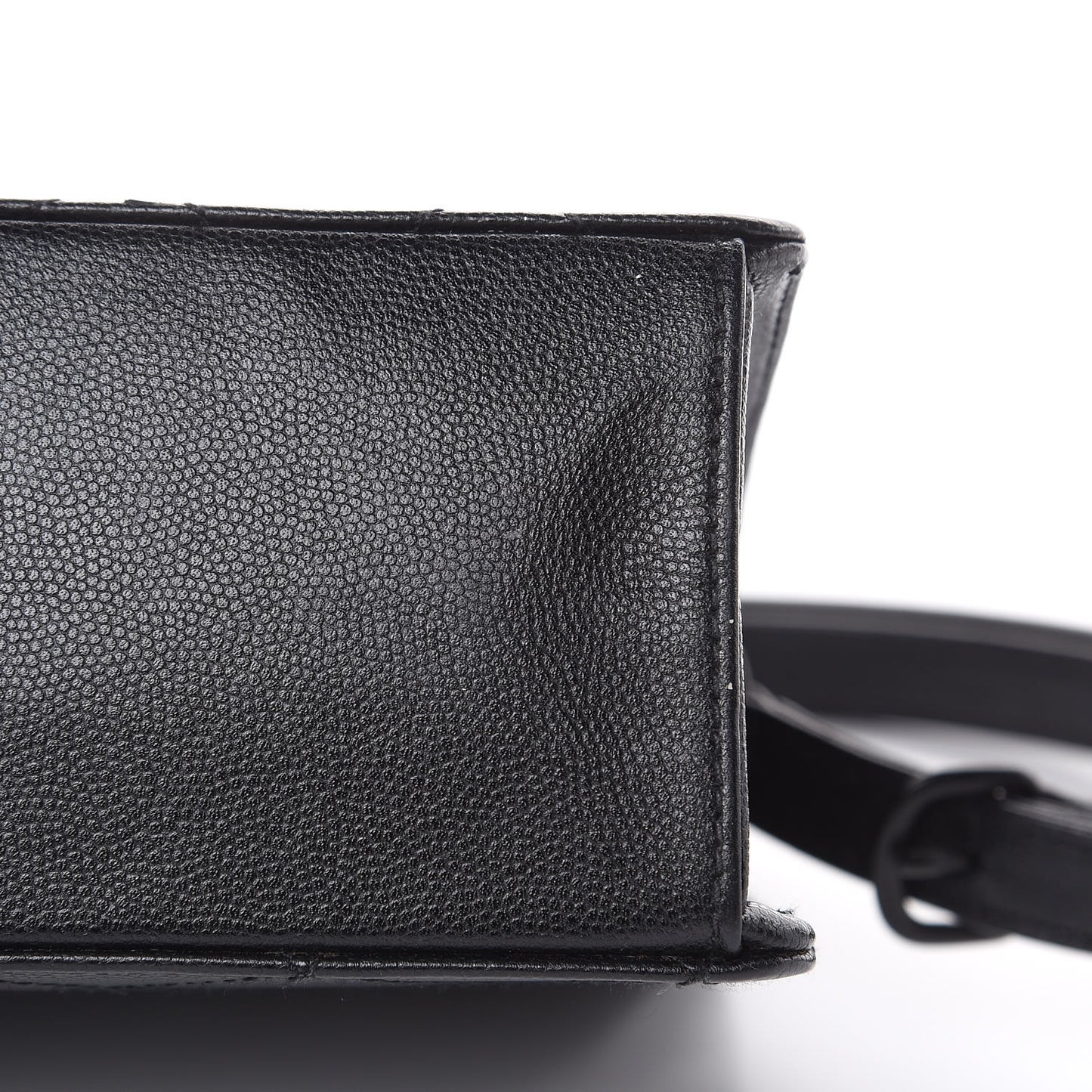 Caviar Diamond Stitched Square Flap So Black
