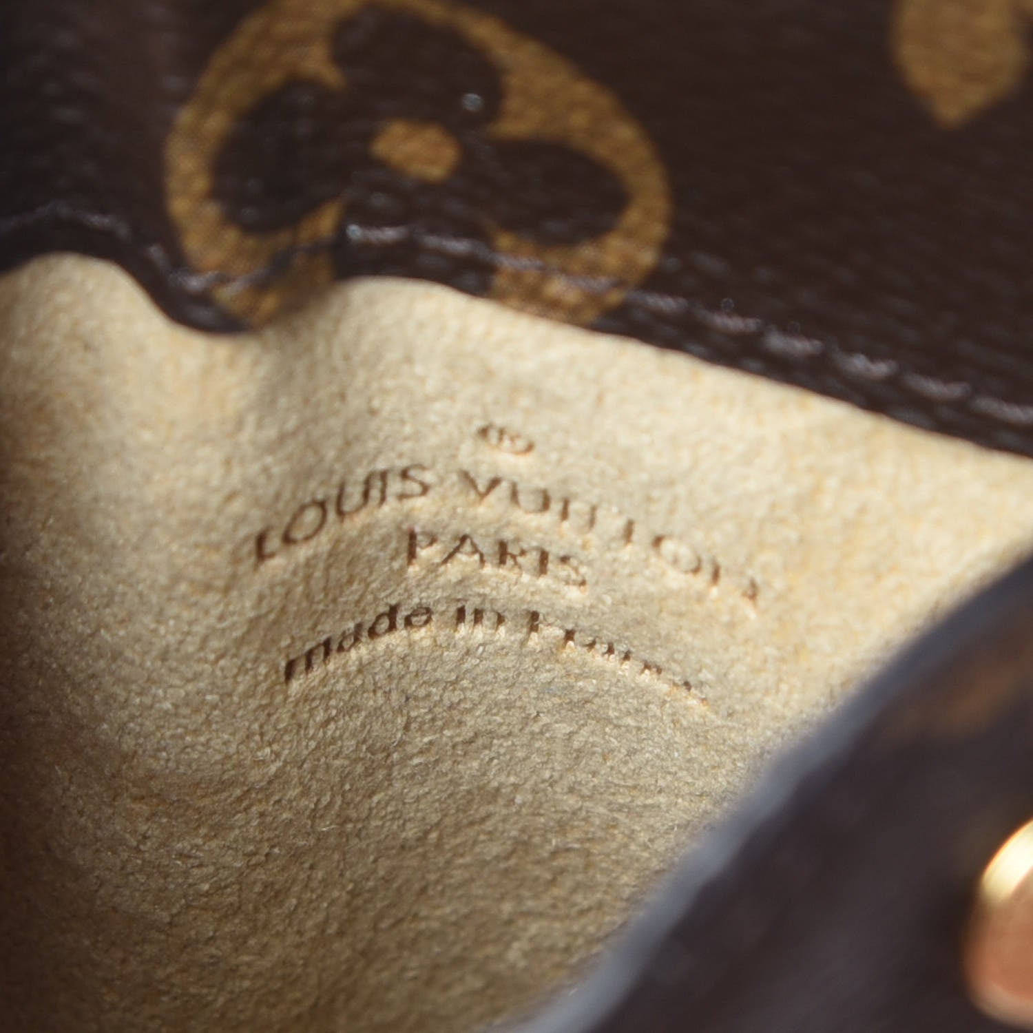 Louis Vuitton Monogram Sunglasses Case MM 6 of 8