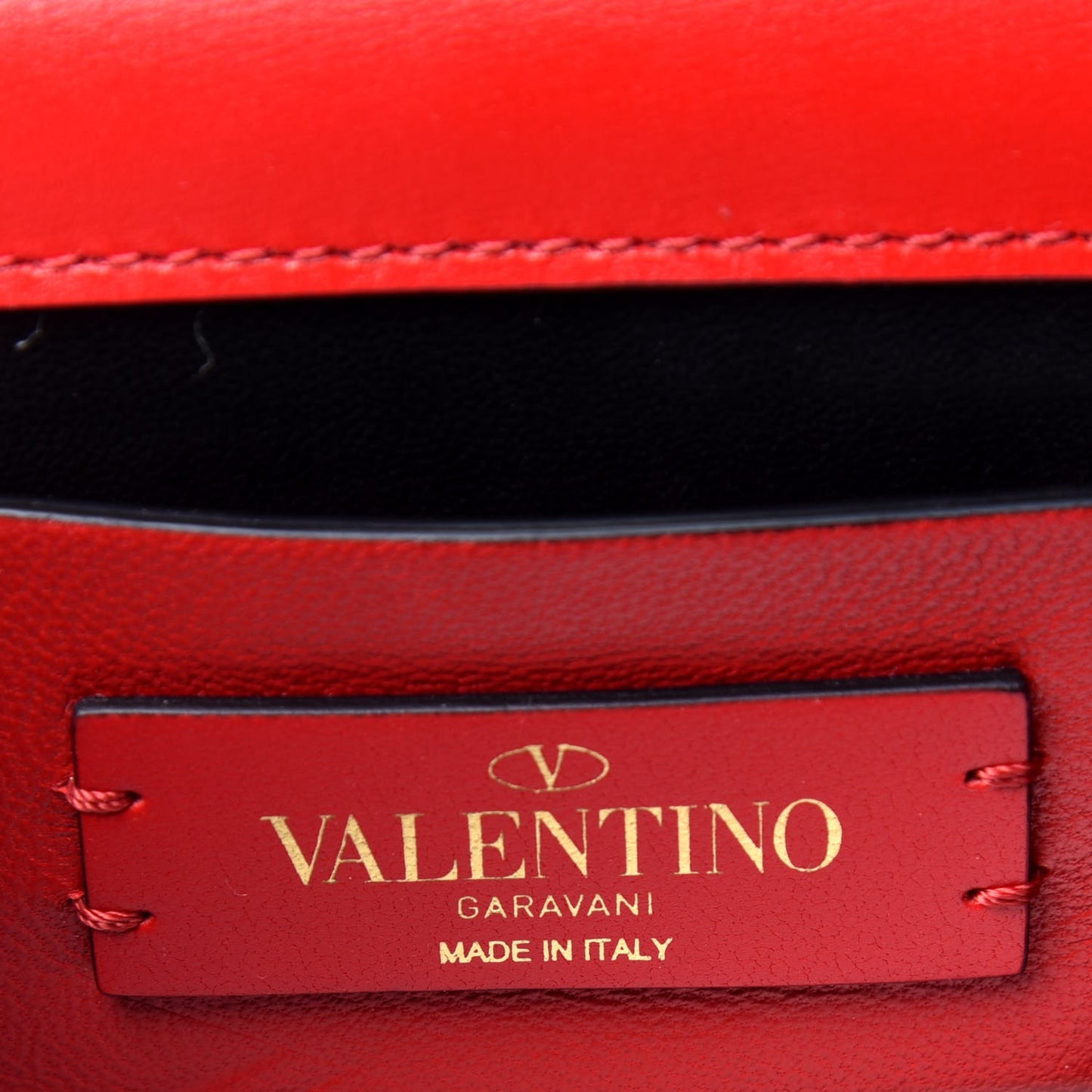 Smooth Calfskin Micro VSling Shoulder Bag Rouge Pur
