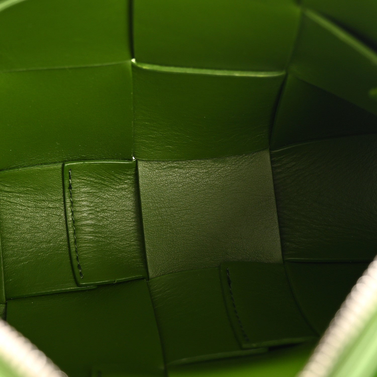 Bottega Veneta Calfskin Maxi Intrecciato Cassette Camera Bag Avocado 5 of 11