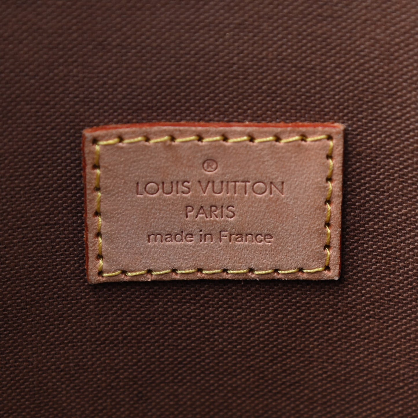 Monogram Lockit Vertical