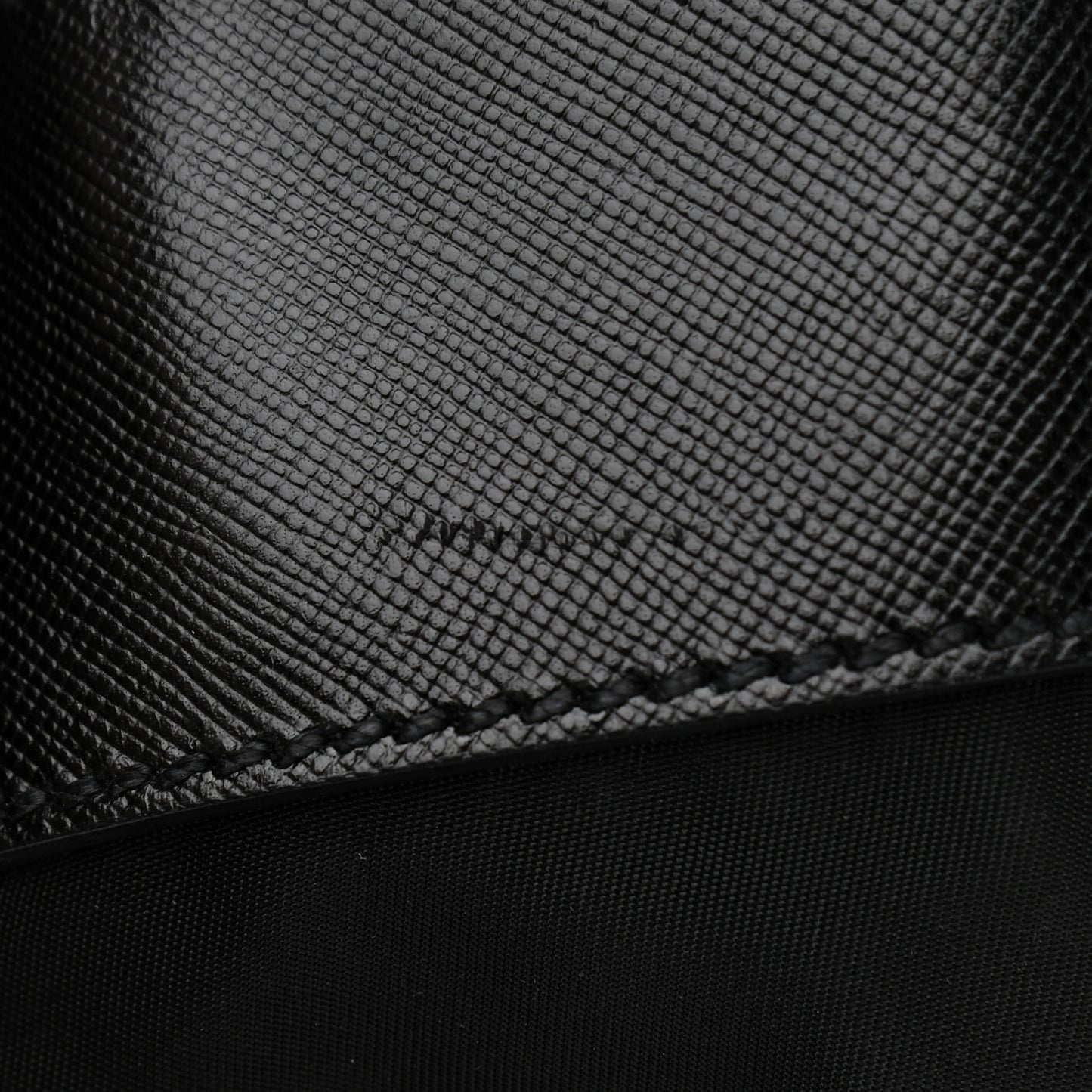 Tessuto Nylon Saffiano Messenger Satchel Black