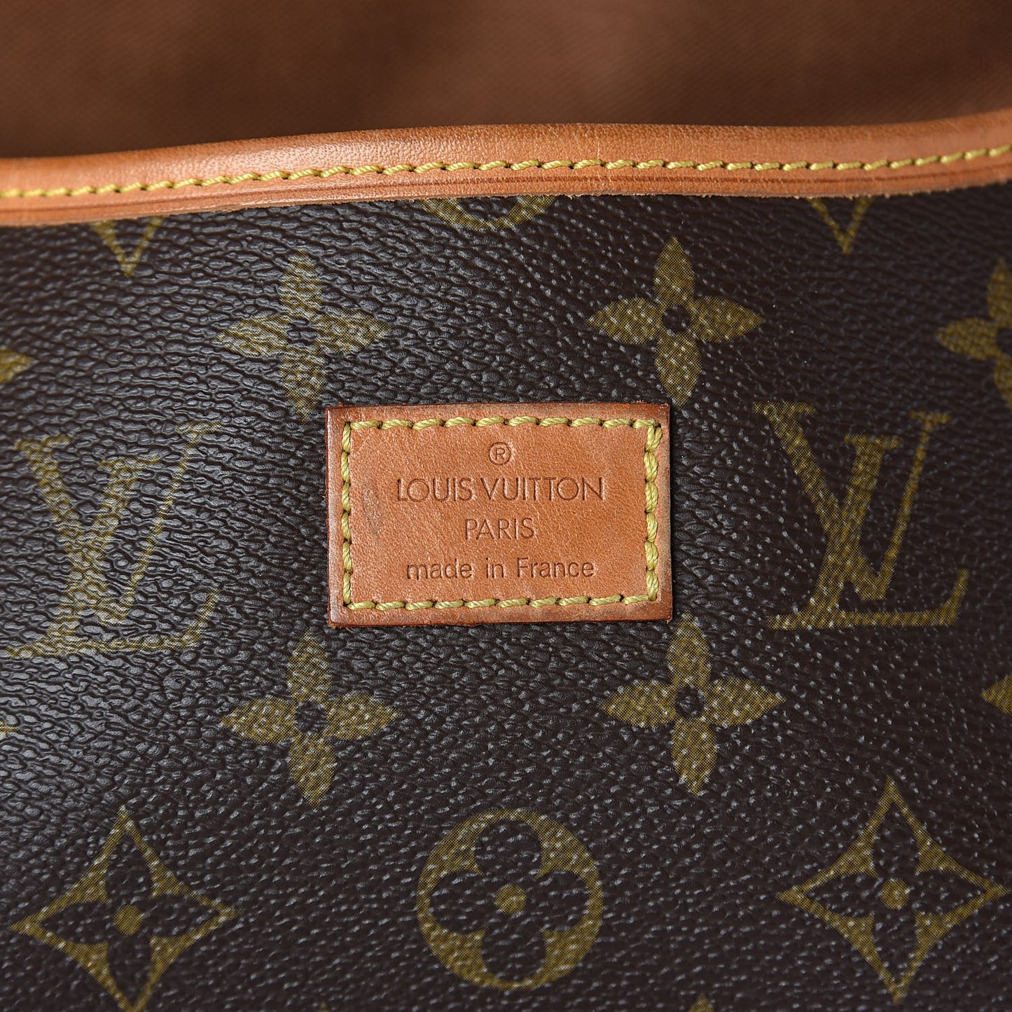 Monogram Saumur 35