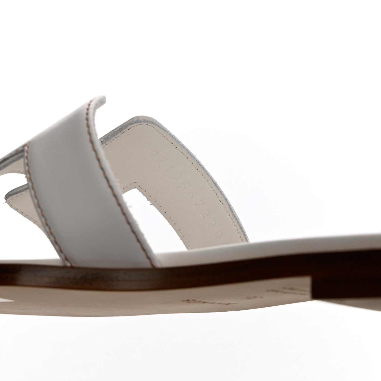 Box Calfskin Oran Sandals 35 White