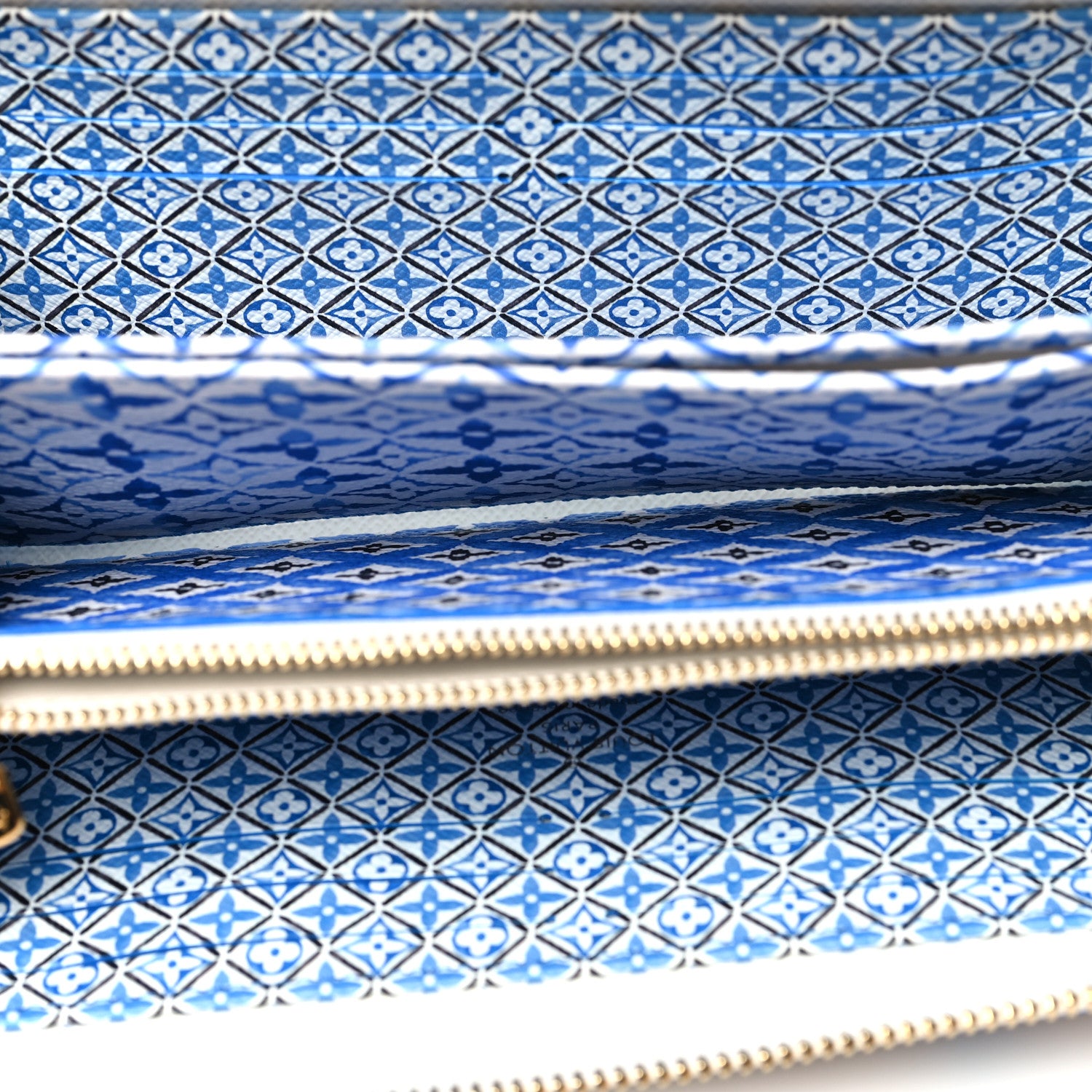 Louis Vuitton Monogram Giant By The Pool Zippy Wallet Resort Blue 5 of 8