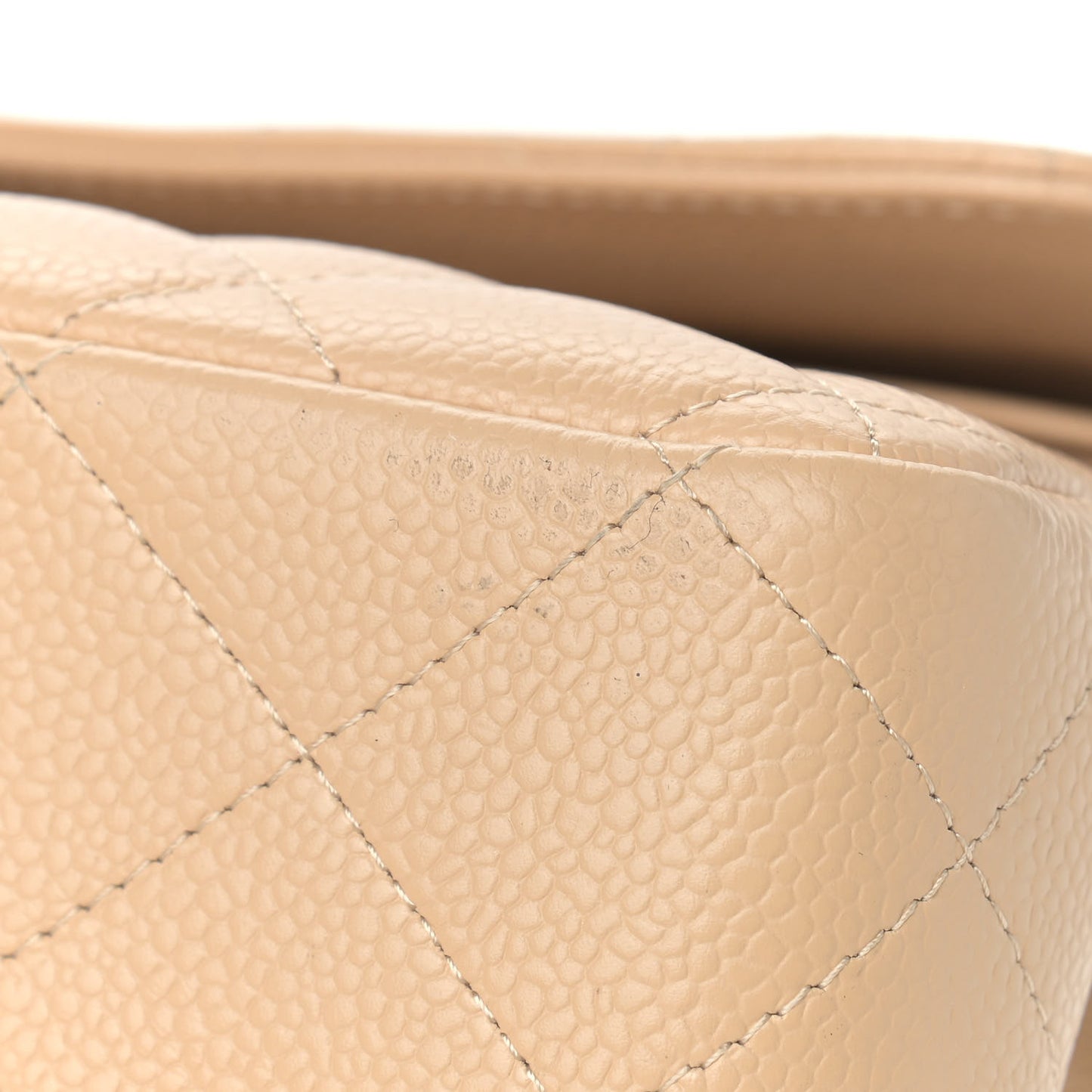 Caviar Quilted Jumbo Double Flap Beige Clair