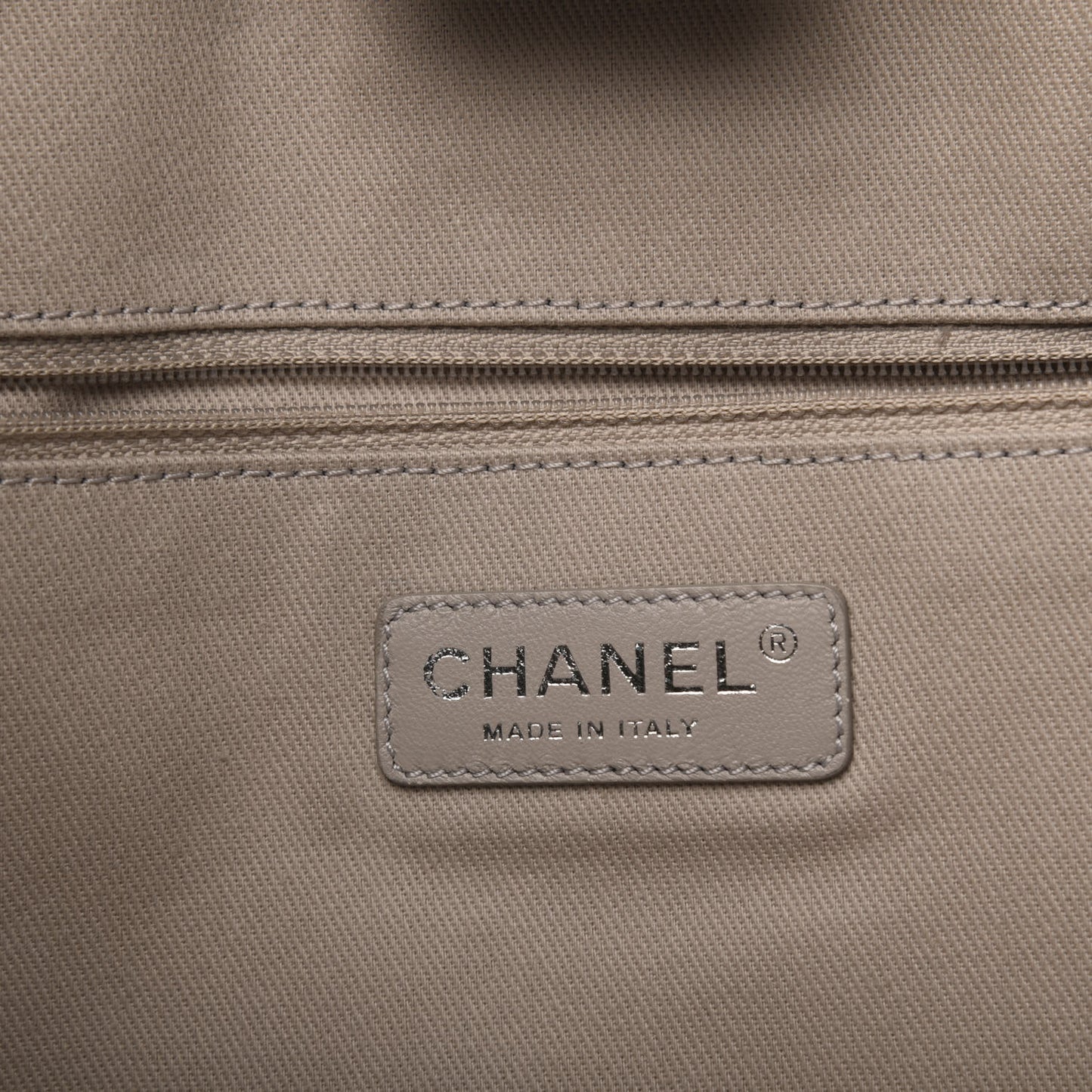 Glazed Calfskin Medium Deauville Tote Black