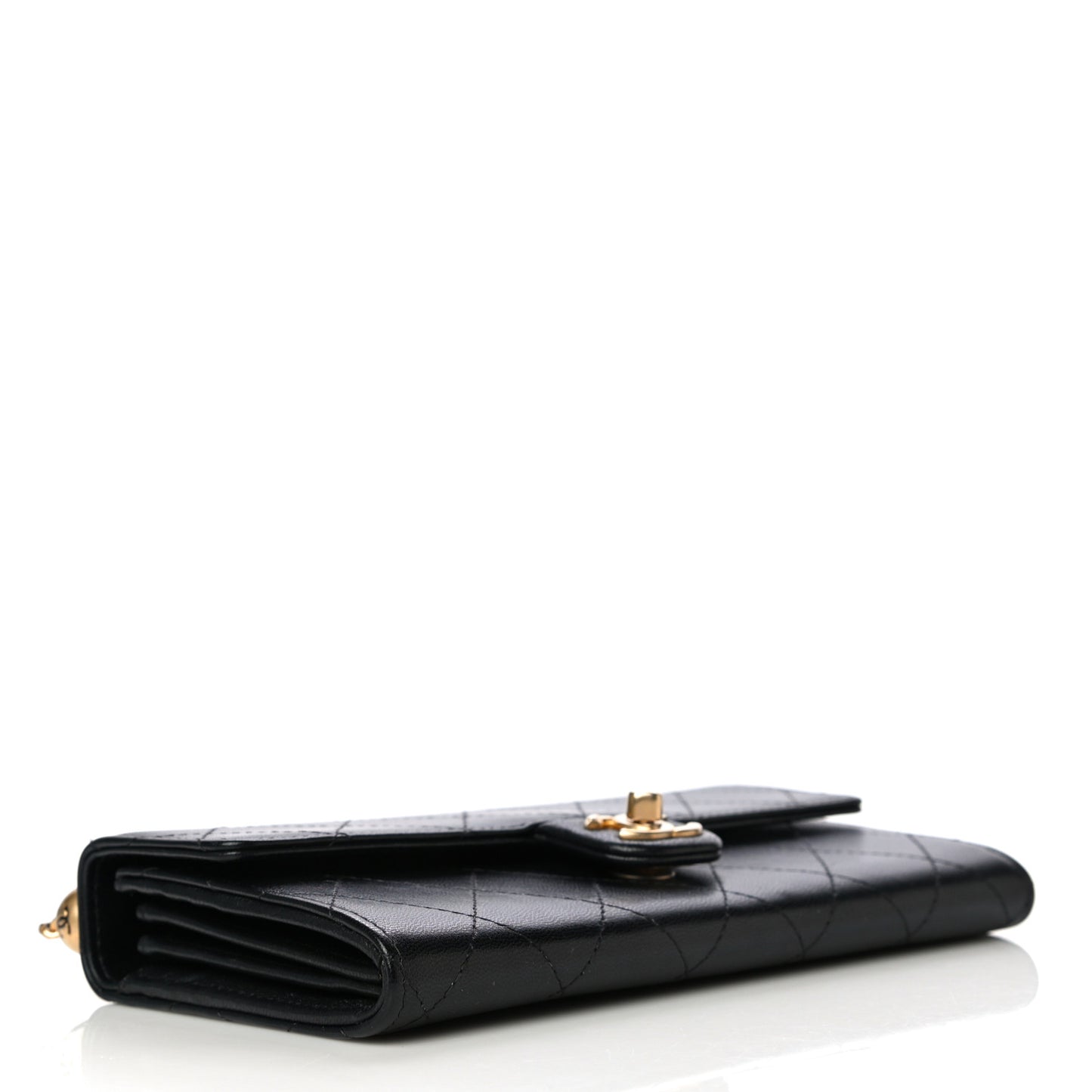 Goatskin Quilted Chic Pearls Clutch With Chain Black