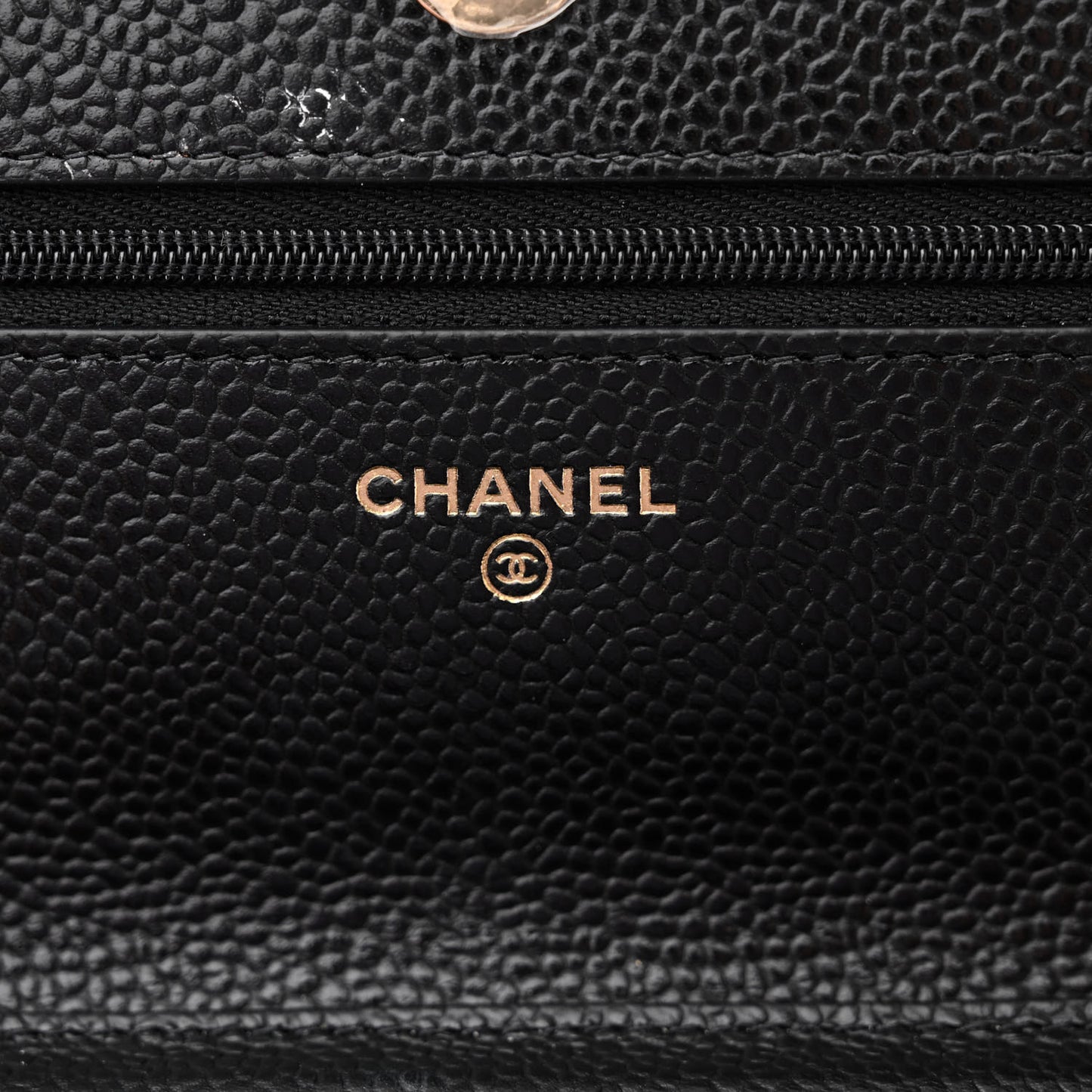 Caviar Quilted Wallet on Chain WOC Black