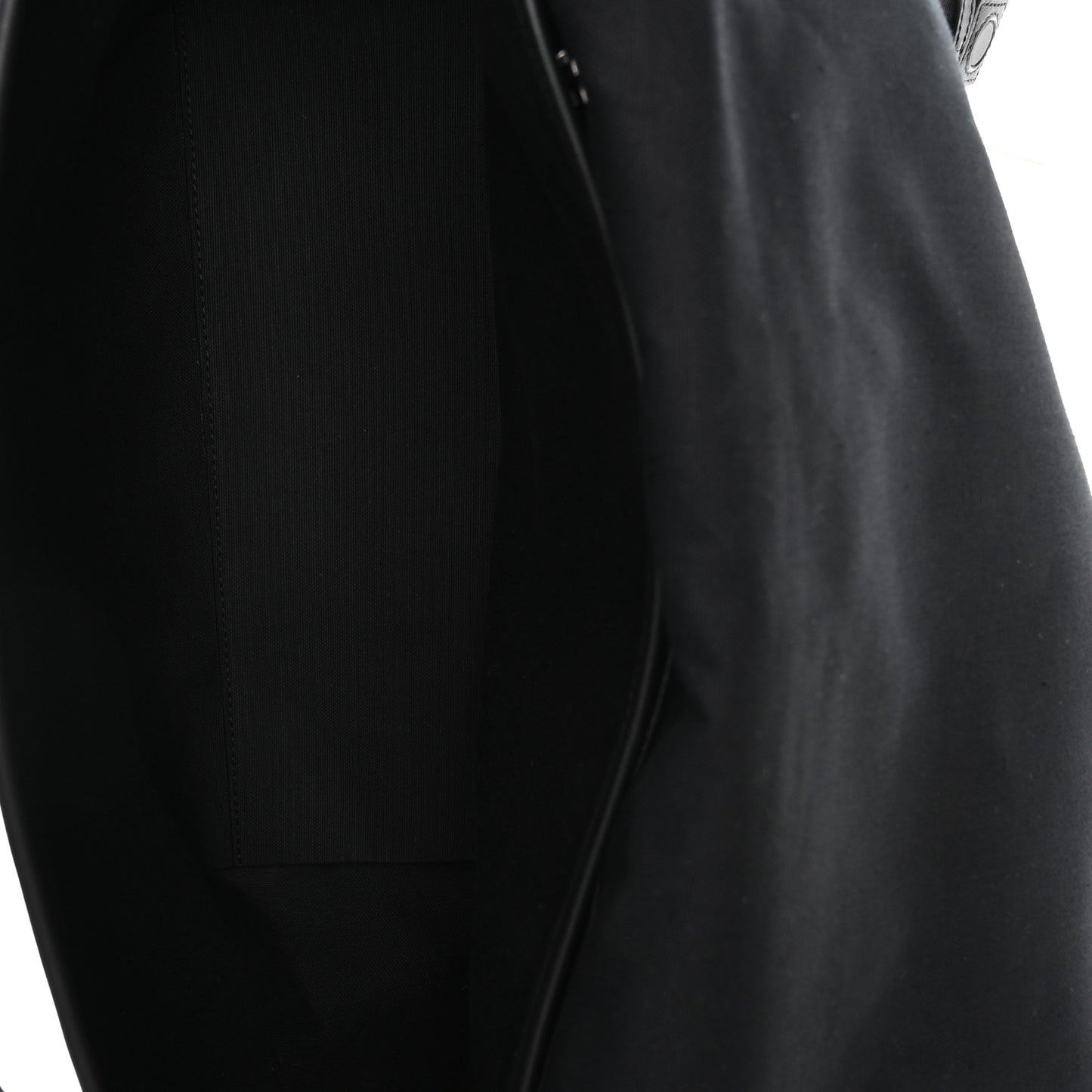 Canvas Embroidered Medium Jett Messenger Black White