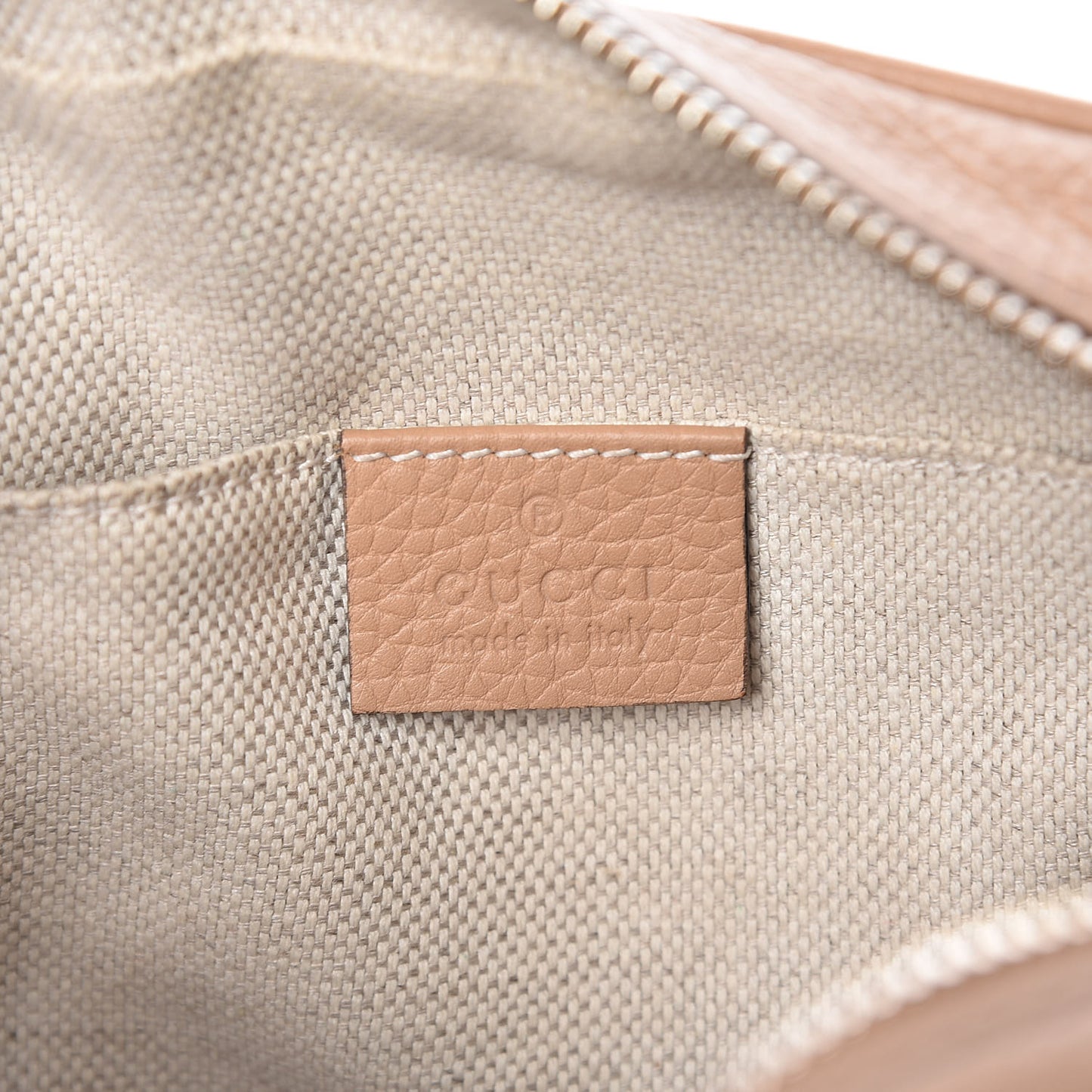 Pebbled Calfskin Small Soho Disco Bag Camelia
