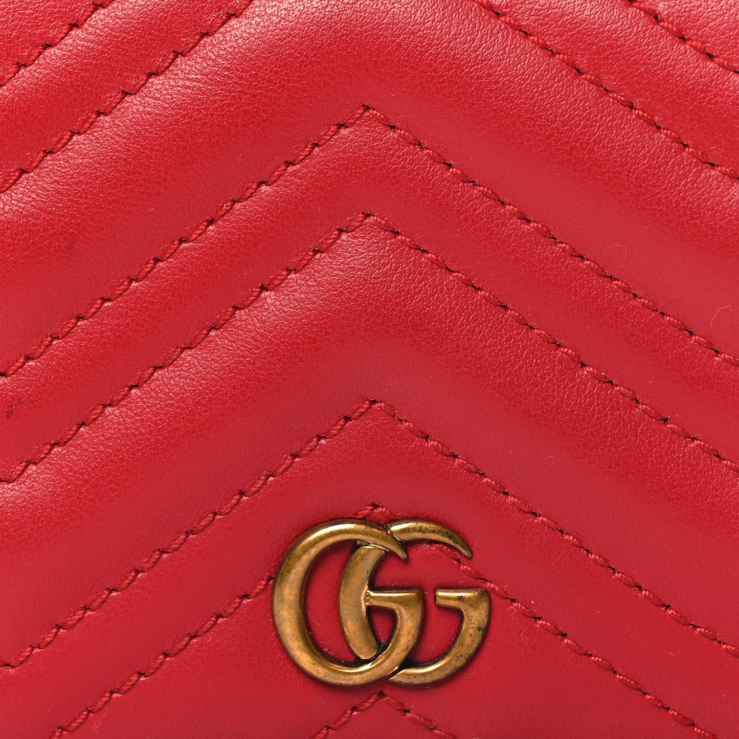 Calfskin Matelasse GG Marmont Card Case Wallet Hibiscus Red