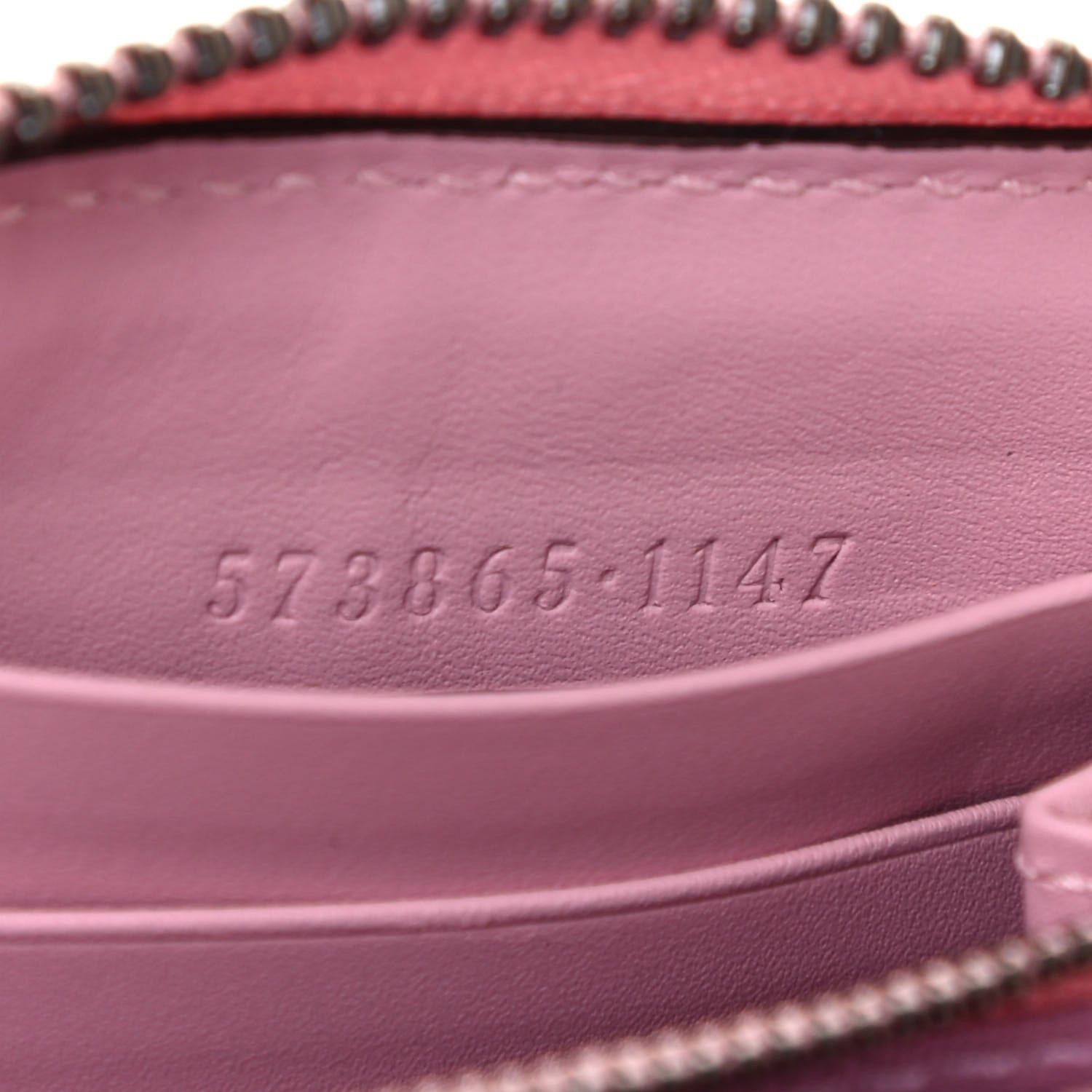 Gucci GG Supreme Monogram Strawberry Zip Around Wallet Light Pink 7 of 7