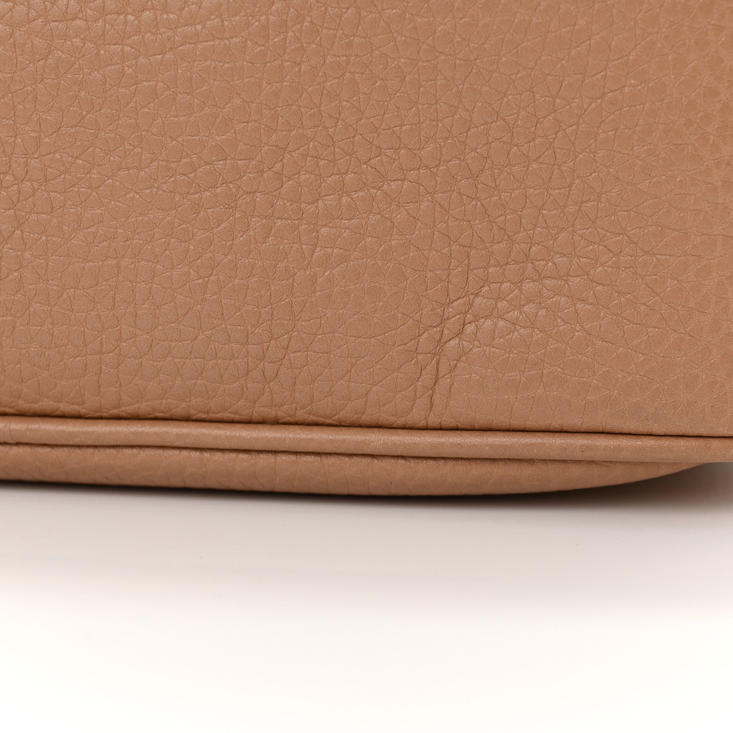 Gucci Pebbled Calfskin Small Soho Disco Bag Camelia 11 of 15