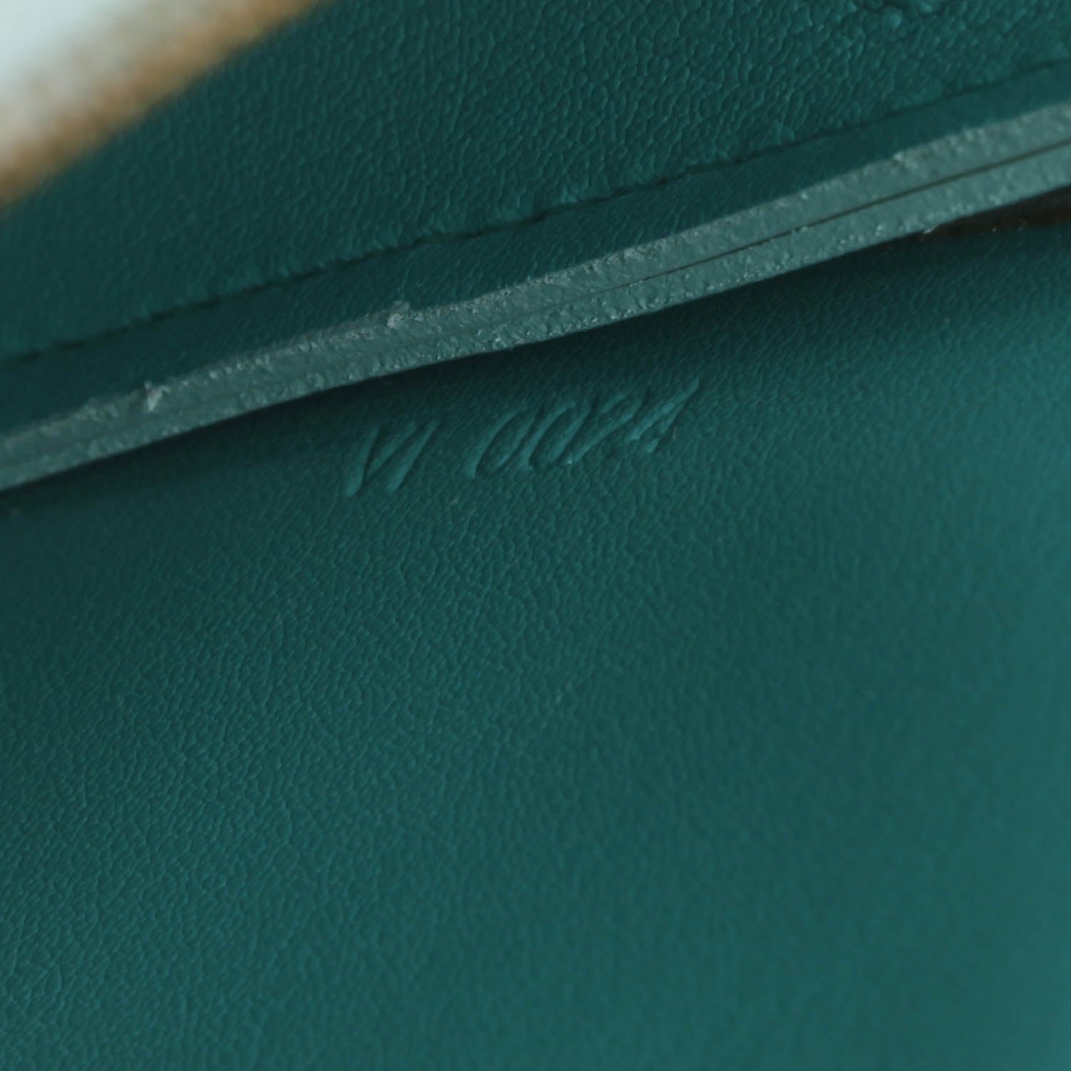 Louis Vuitton Vernis Lexington Peppermint Extender 9 of 10