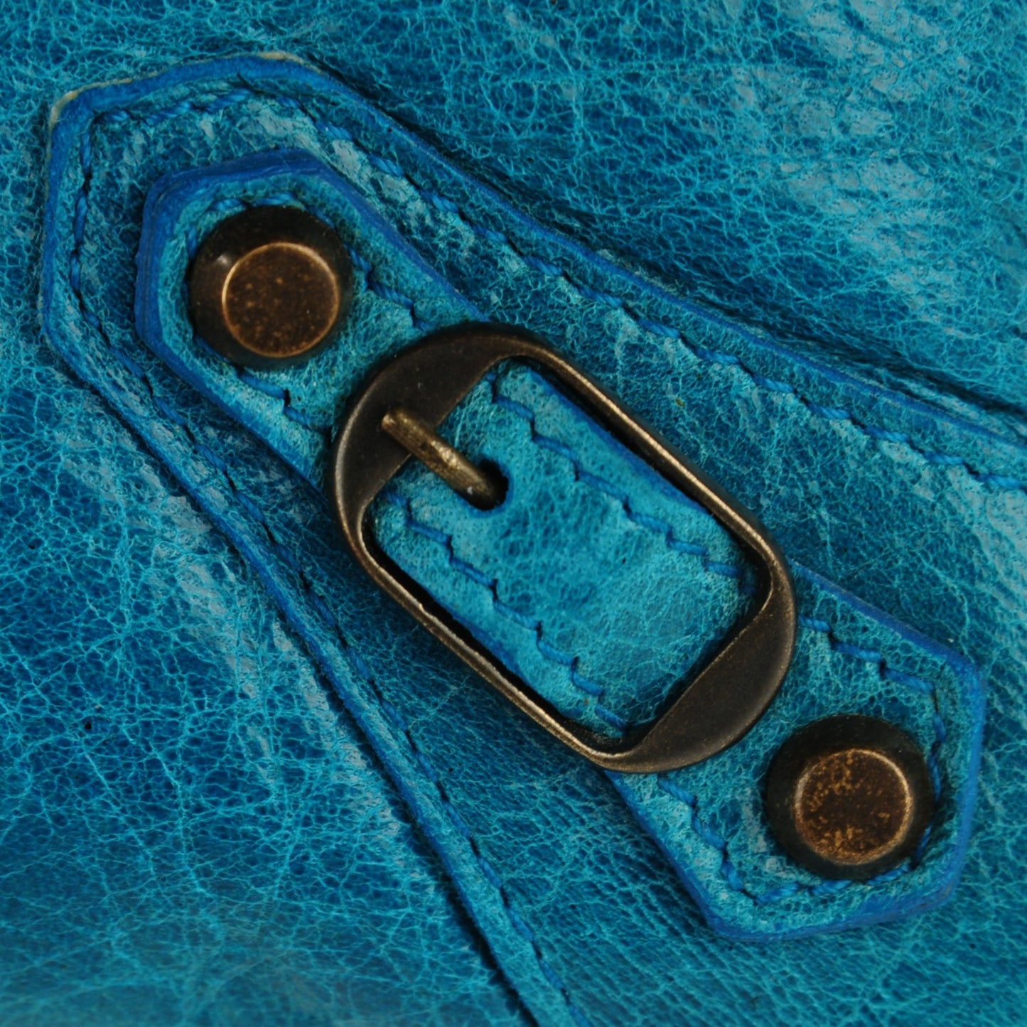 Chevre Classic Hardware M Porte-Monnaie Coin Purse Turquoise