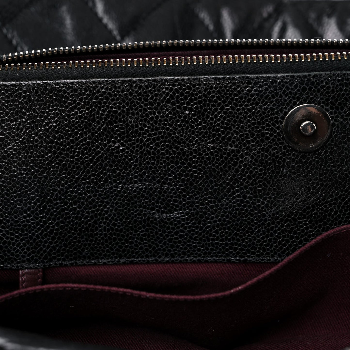 Crumpled Grained Calfskin Quilted CC Crave Tote Black