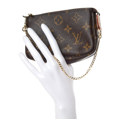 Louis Vuitton Monogram Mini Pochette Accessories 2 of 8