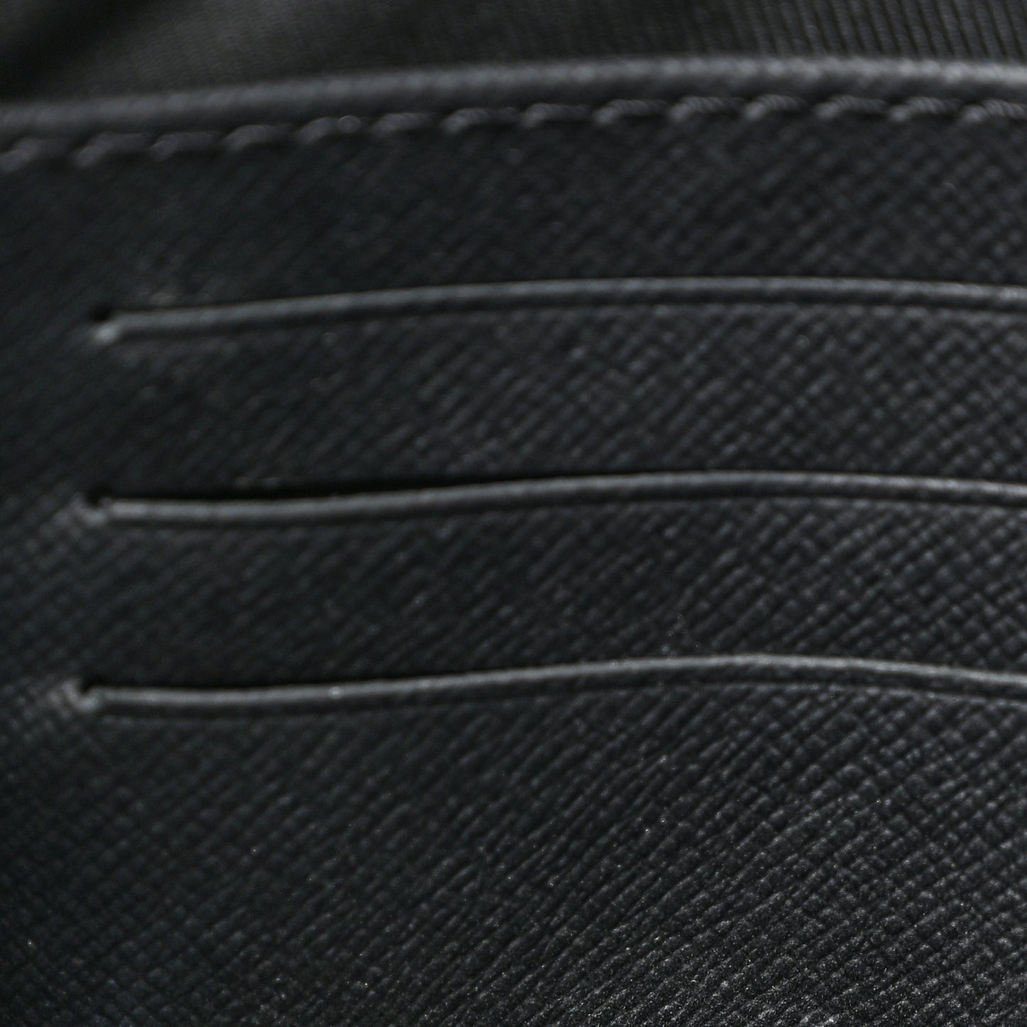Taiga Pochette Voyage MM Black