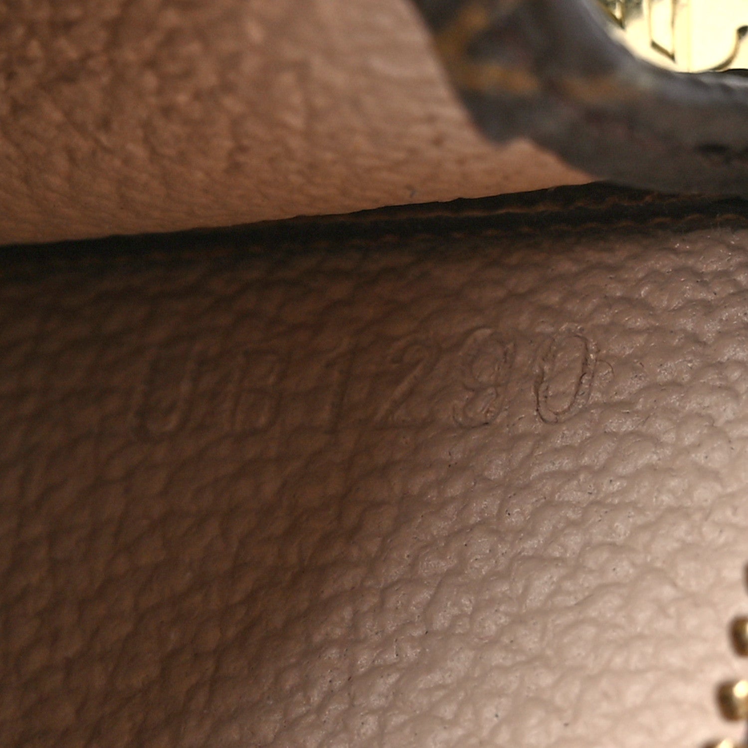 Louis Vuitton Monogram Toiletry Pouch 15 6 of 7