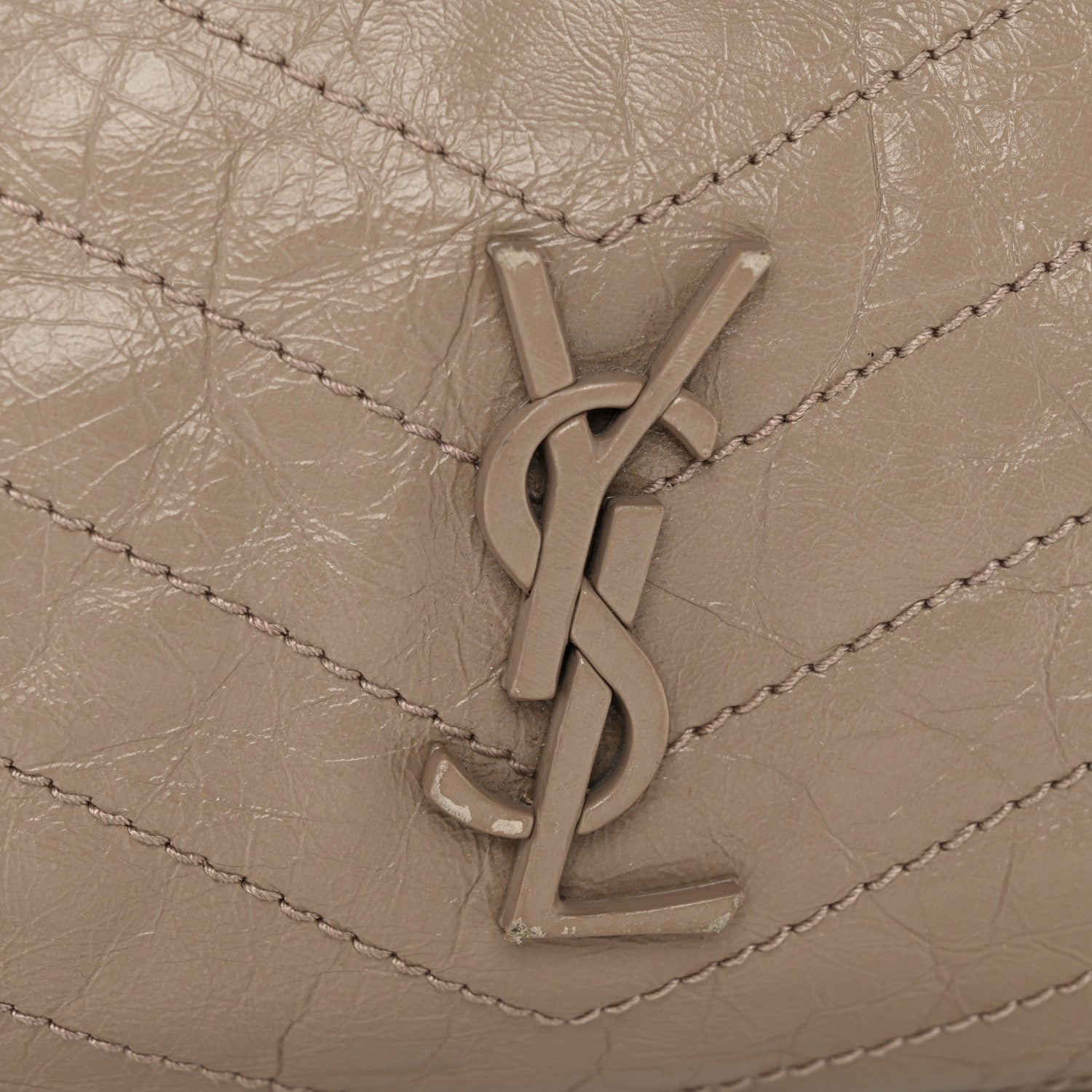 Saint Laurent Crinkled Calfskin Matelasse Monogram Large Niki Shopper Tote Dusty Grey 11 of 13