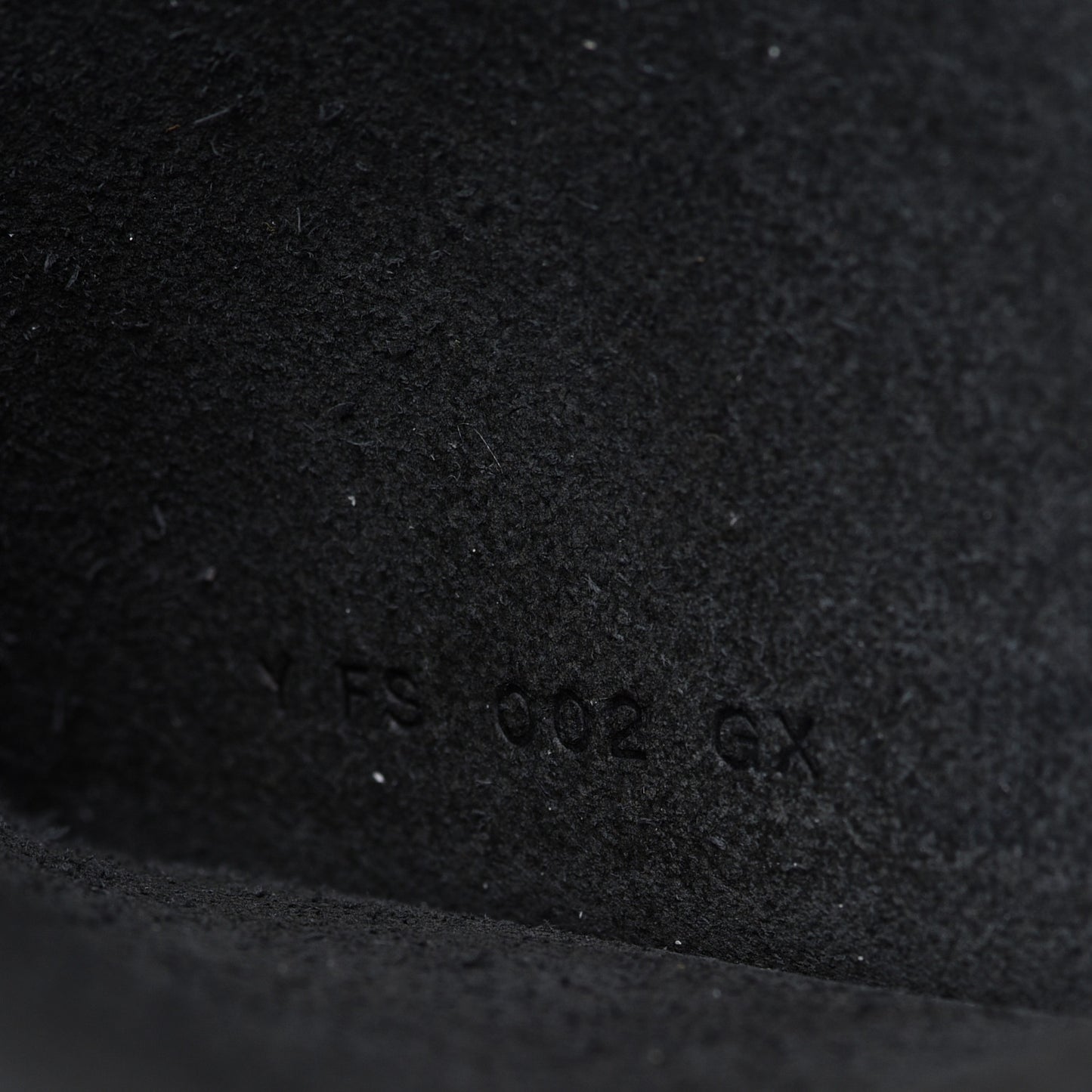 Epsom Tarmac Dot PM Passport Holder Black Bleu