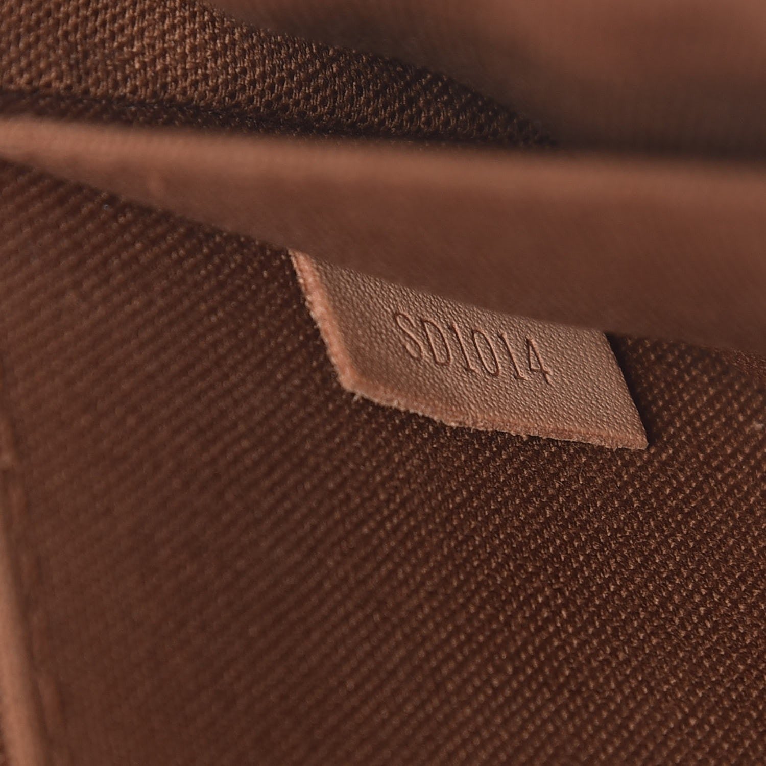 Louis Vuitton Monogram Pochette Marelle MM 7 of 10
