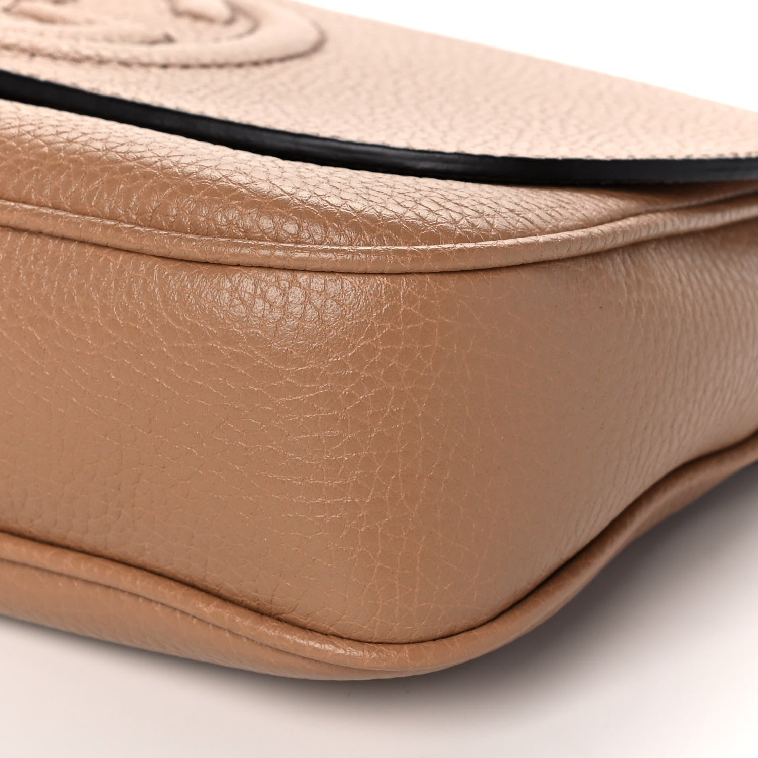 Gucci Pebbled Calfskin Medium Soho Flap Crossbody Camelia 11 of 11