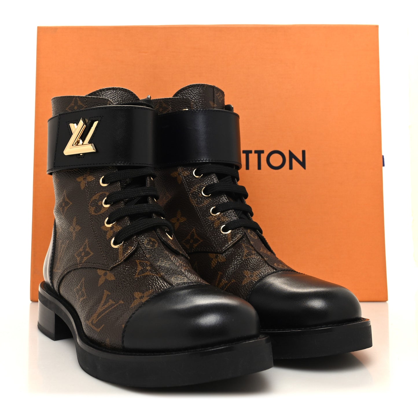 Calfskin Monogram Wonderland Flat Ranger Boots 39 Black