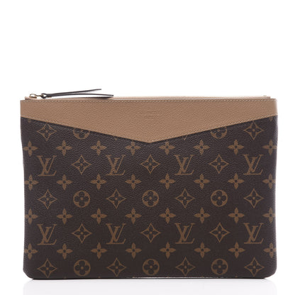 Louis Vuitton Monogram Daily Pouch Sesame 1 of 9