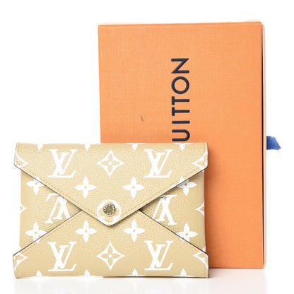 Louis Vuitton Monogram Giant Medium Kirigami Pochette Insert Beige 7 of 7