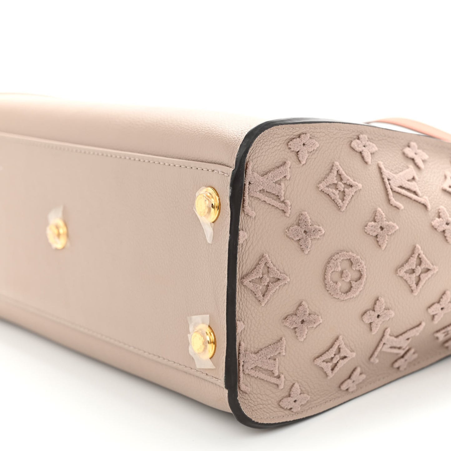 Calfskin Monogram Tufting On My Side Galet